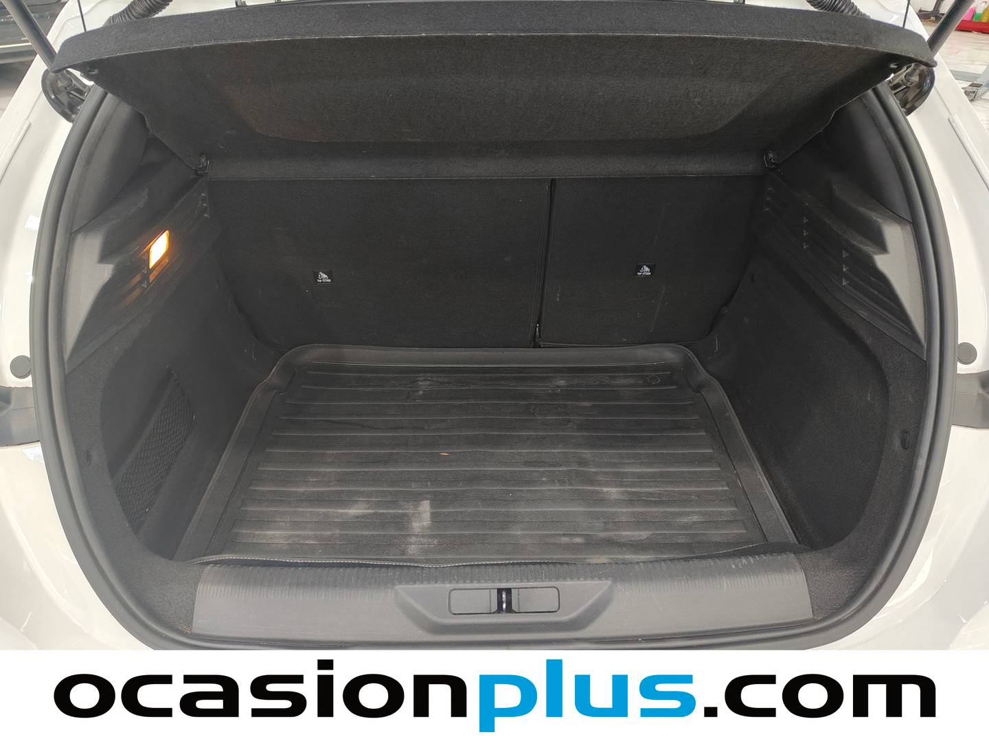 Foto Peugeot 308 Peugeot 308 PureTech 130 S&S Active Pack (130 CV)