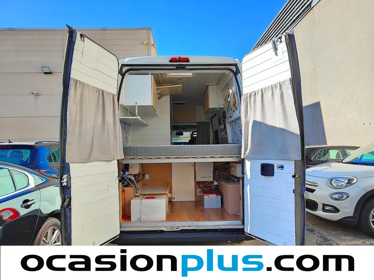 Foto Citroën Jumper Citroen Jumper BlueHDi 130 35 L3H3 (130 CV) Camperizada