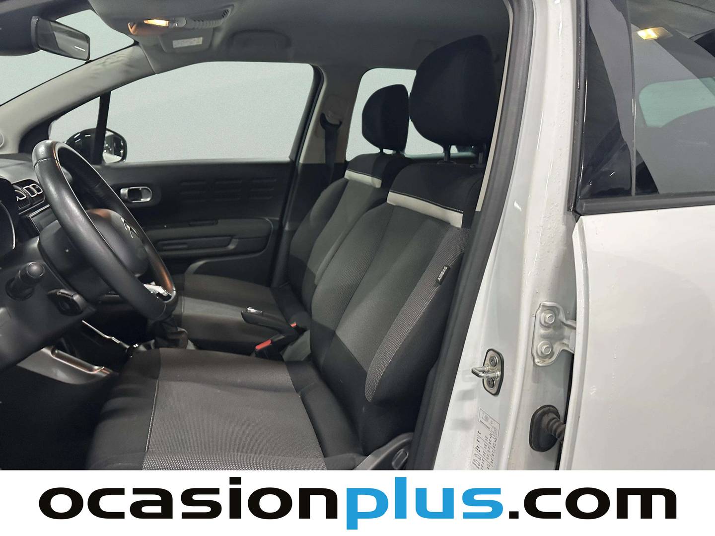 Foto asientos delanteros Citroën C3 Aircross Citroen C3 Aircross PureTech 110 S&S Shine (110 CV)