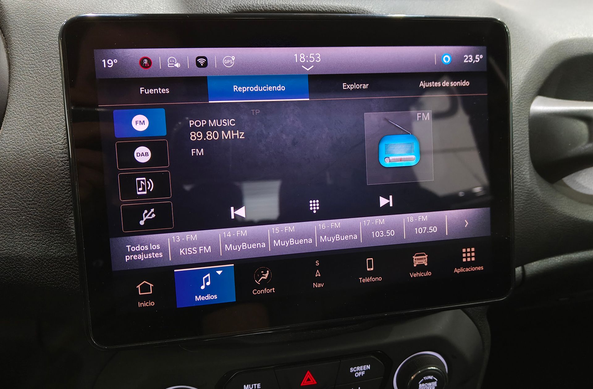 Jeep Renegade eHybrid 1.5 Limited ATX - foto 32