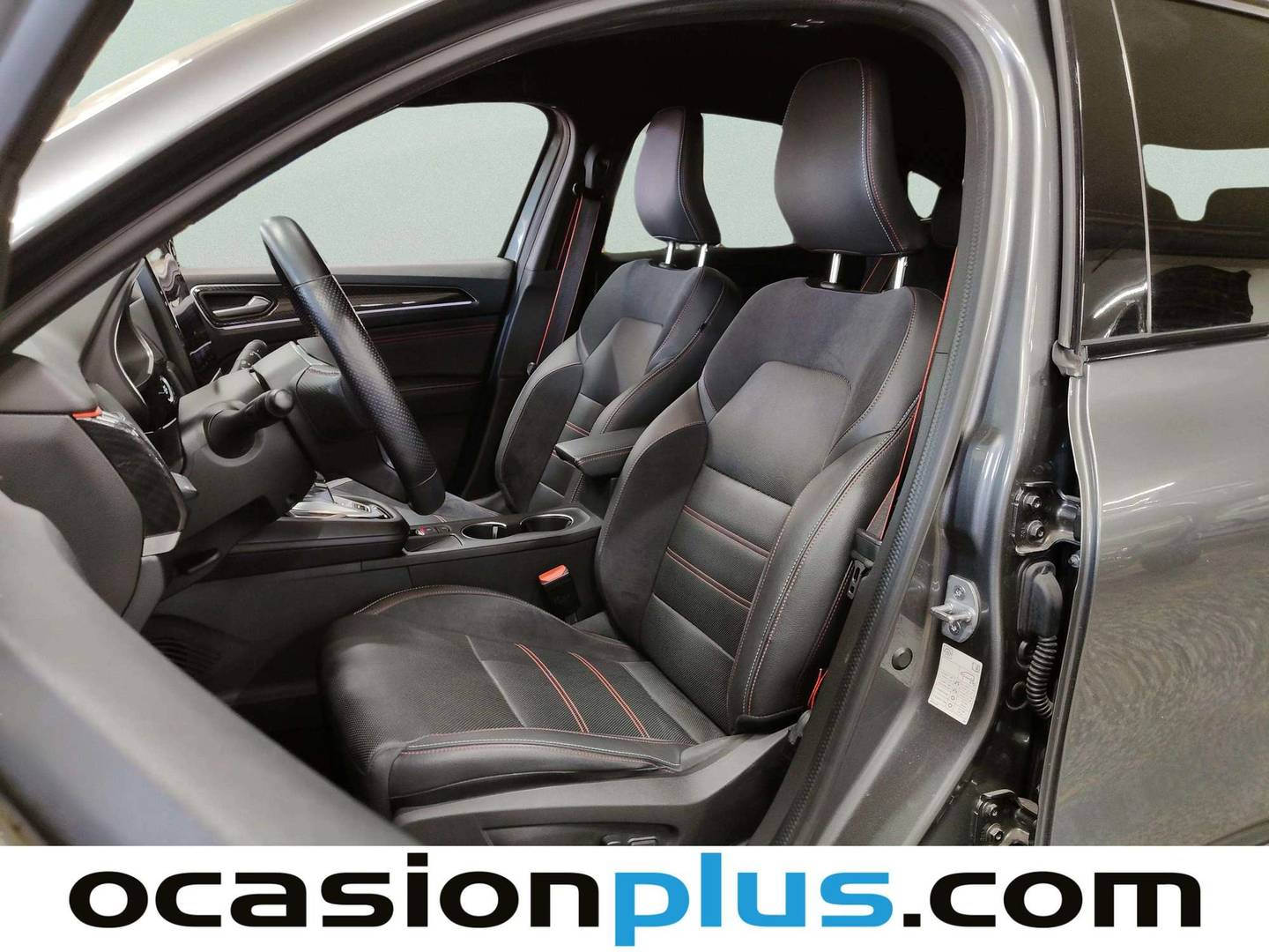 Foto asientos delanteros Renault Arkana Renault Arkana RS Line E-Tech Híbrido (145 CV)