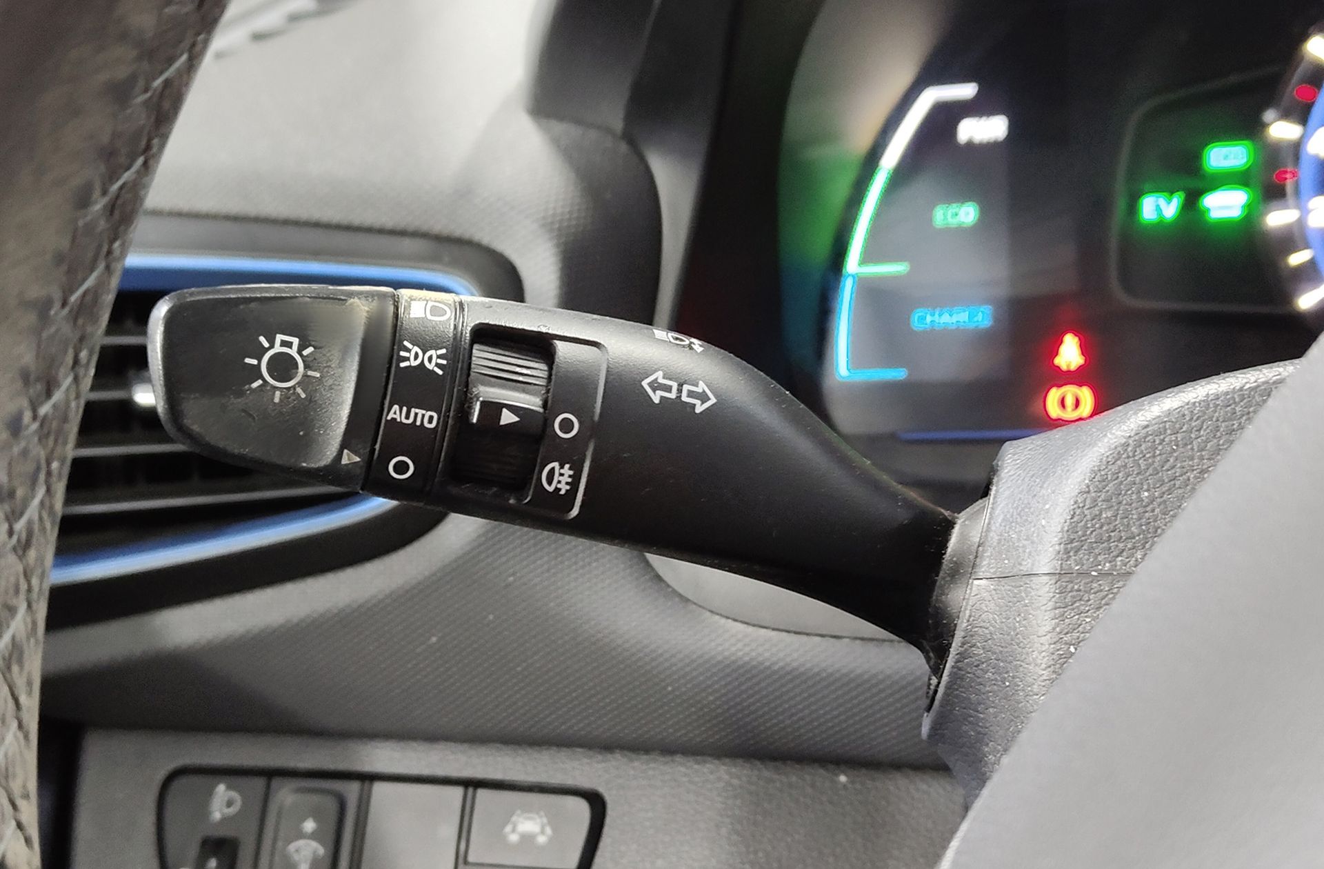 Hyundai Ioniq 1.6 GDI HEV Klass DT - foto 24