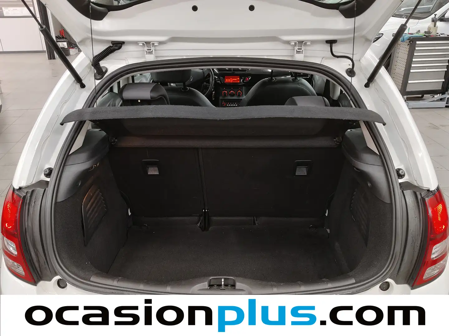 Foto Citroën C3 Citroen C3 VTI 82 Tonic (82 CV)