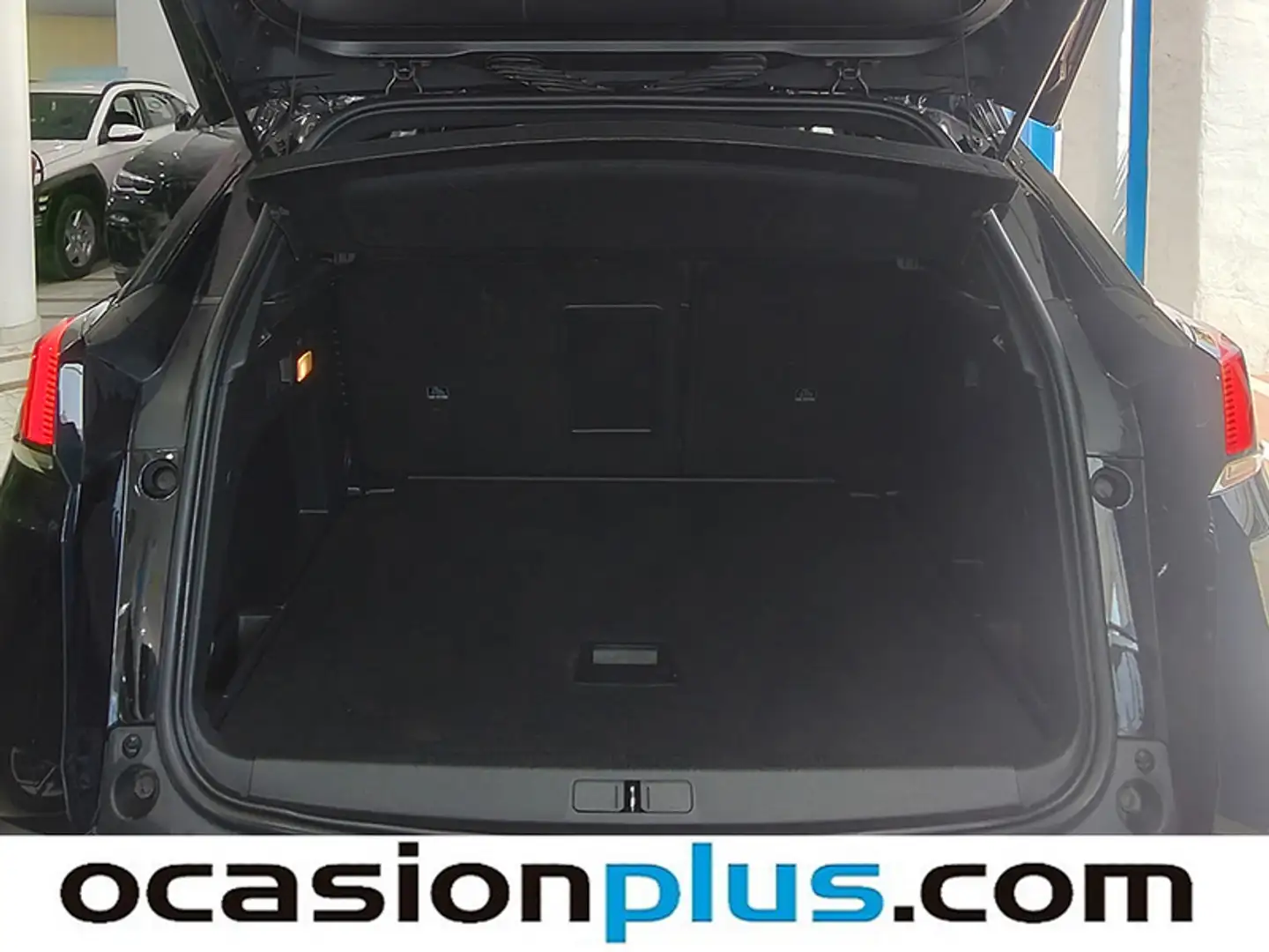 Foto Peugeot 3008 Peugeot 3008 PureTech 130 S&S Allure Pack EAT8  (130 CV)