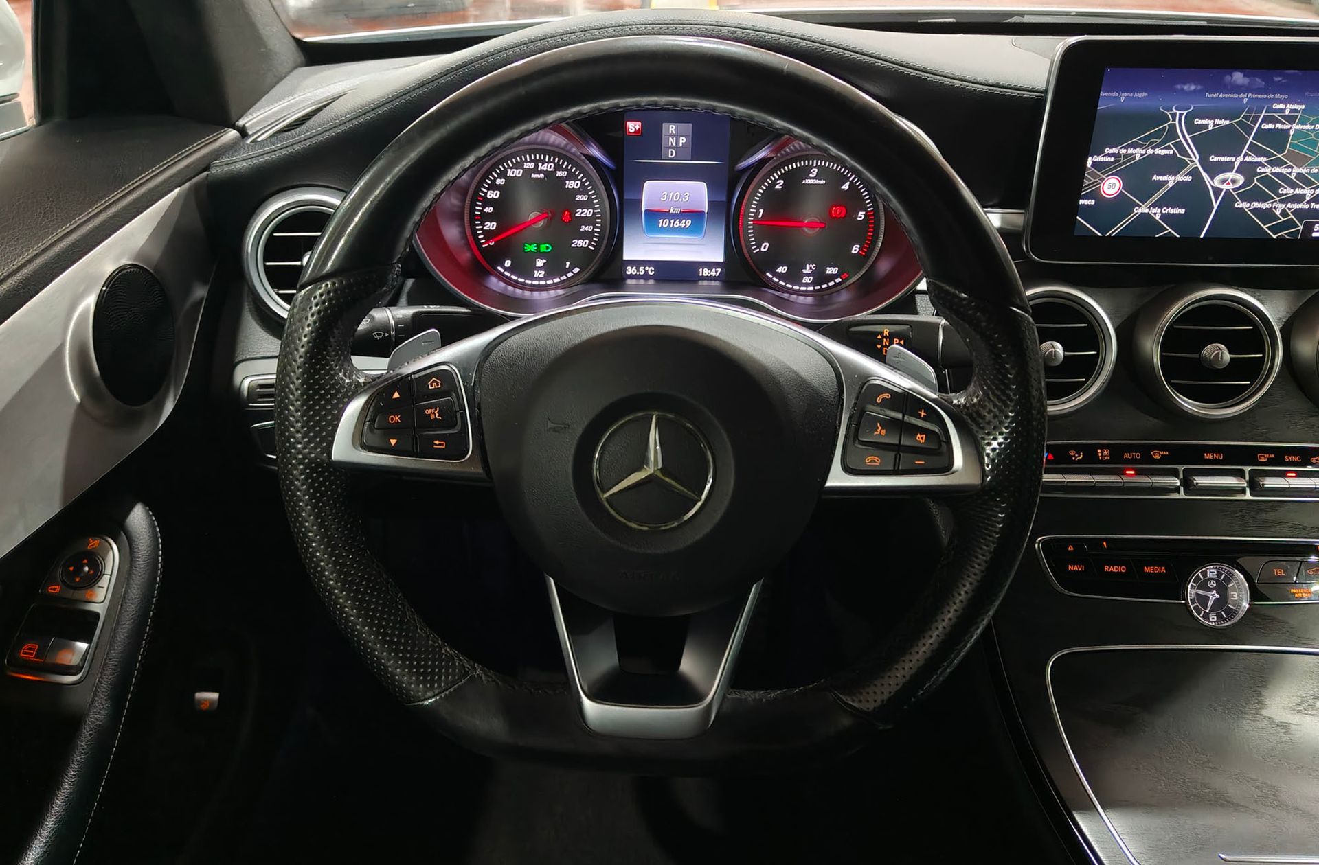 Mercedes-Benz Clase C C Coupe 220 d AMG Line - foto 23