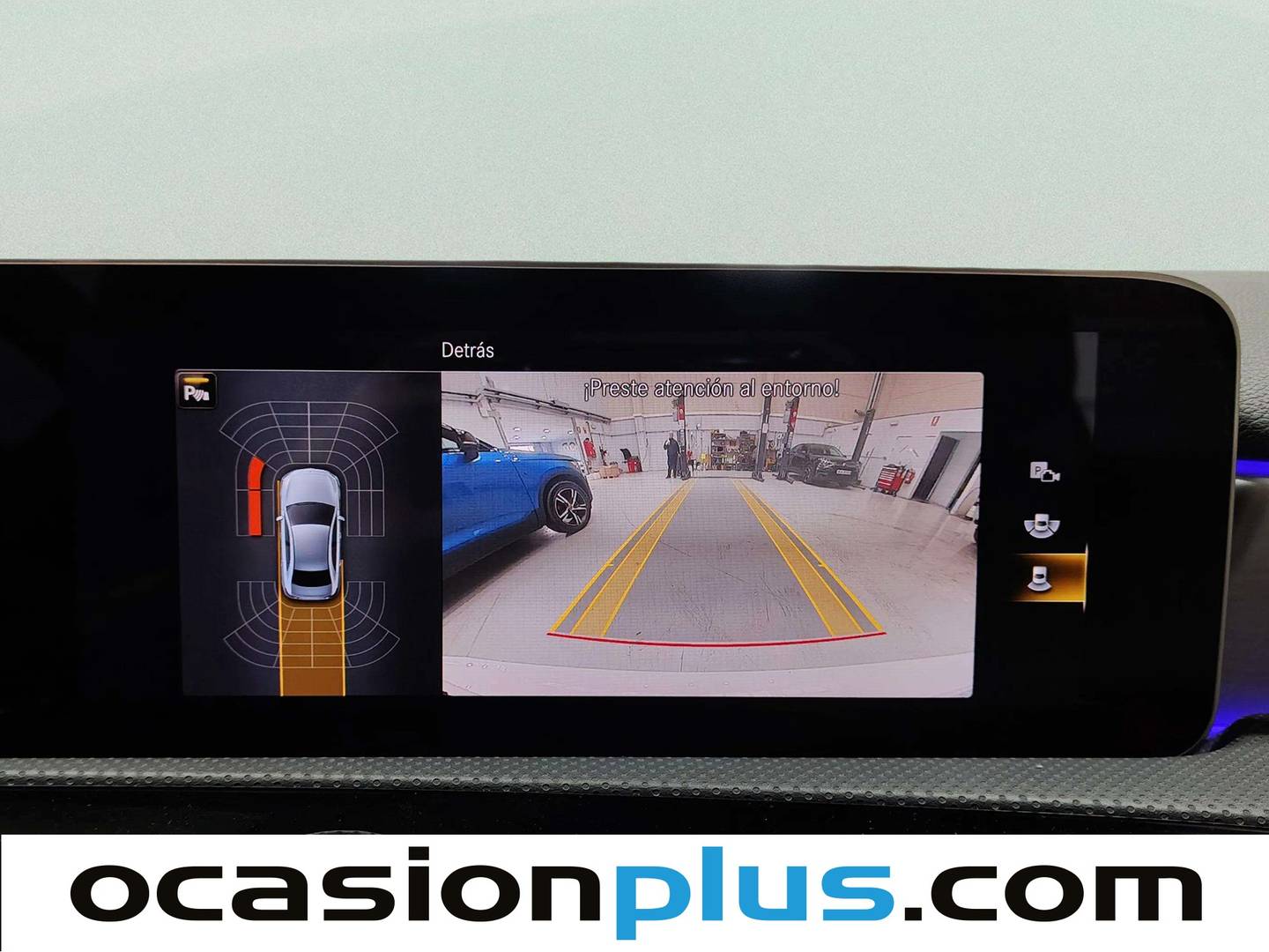 Equipamiento del Mercedes CLA Mercedes-Benz CLA 200 d  (150 CV) Pack AMG