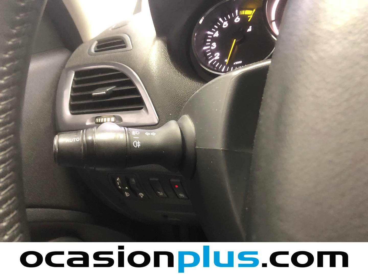 Foto Renault Mégane Renault Megane Limited Energy S&S TCe (115 CV)