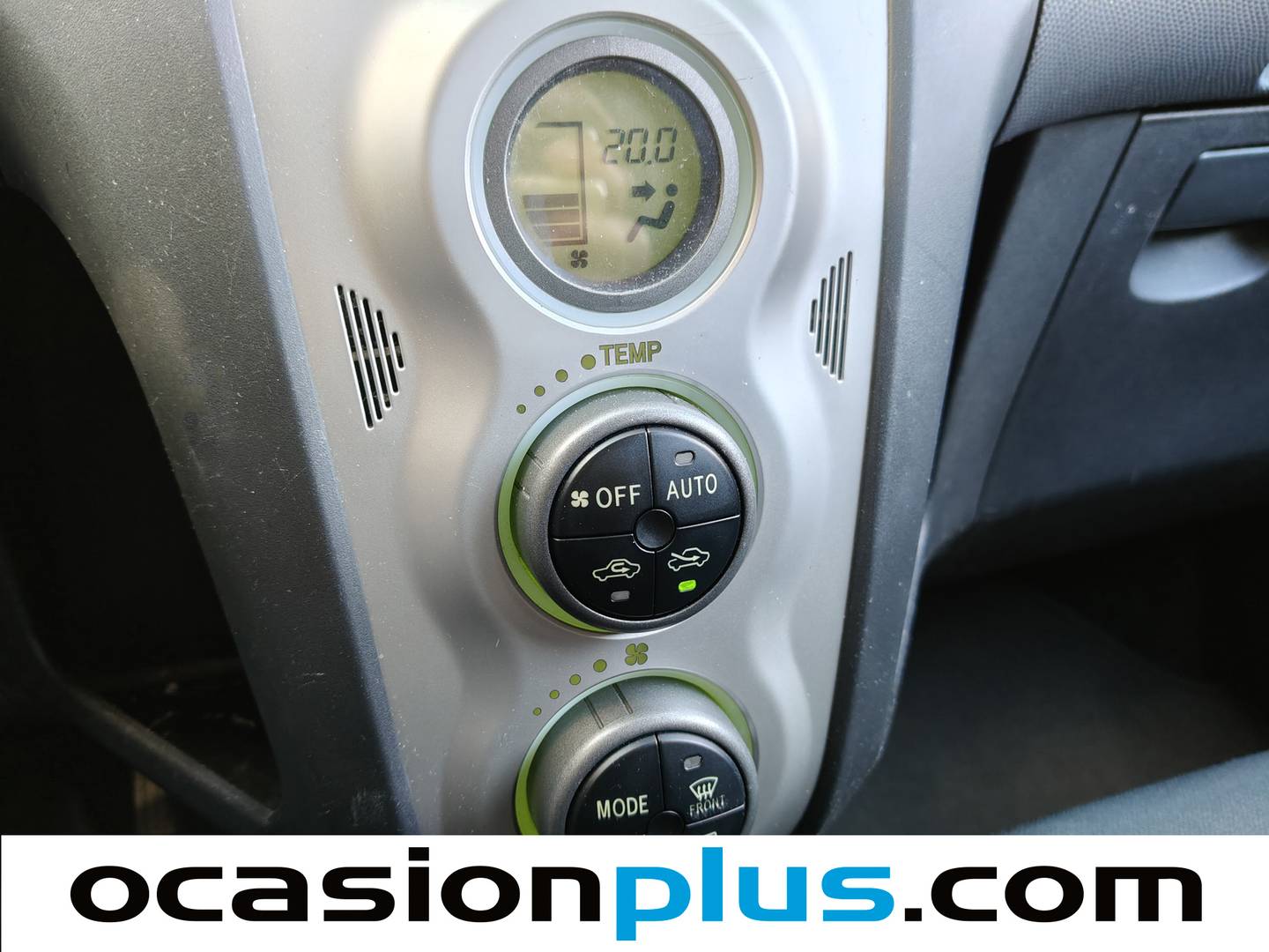 Extras del Toyota Yaris Toyota Yaris 1.3 VVT-i Sol (87 CV)