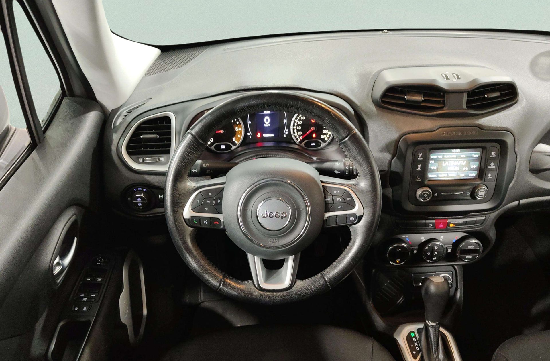 Jeep Renegade 1.6 MultiJet Longitude 4x2 Ddct E6 - foto 17