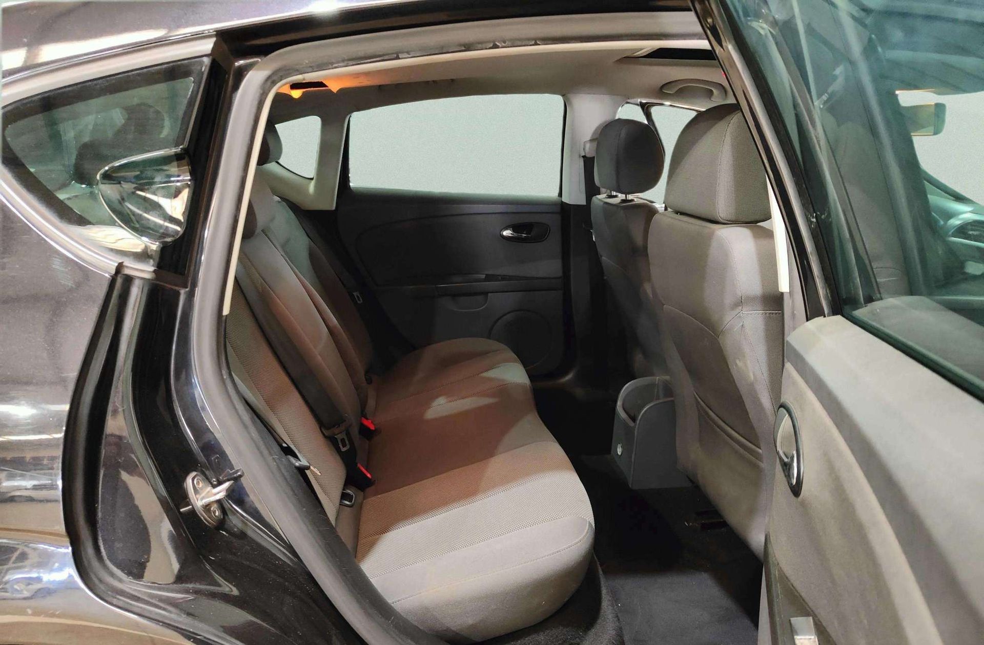 SEAT León 2.0 TDI Stylance - foto 14