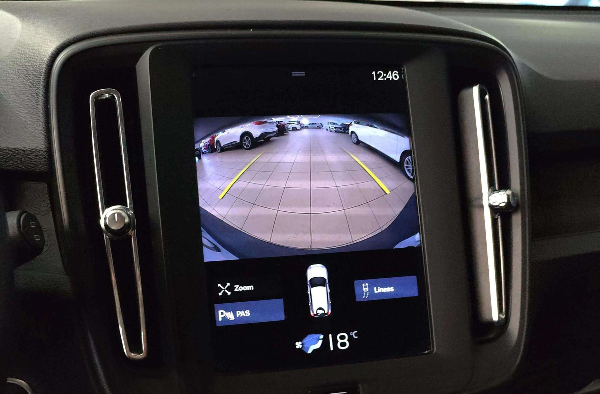 Volvo XC40 T3 - foto 7
