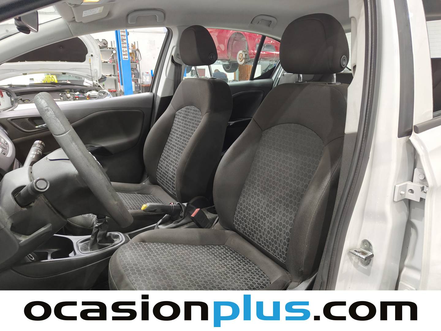 Foto asientos delanteros Opel Corsa Opel Corsa 1.4 Expression (90 CV)