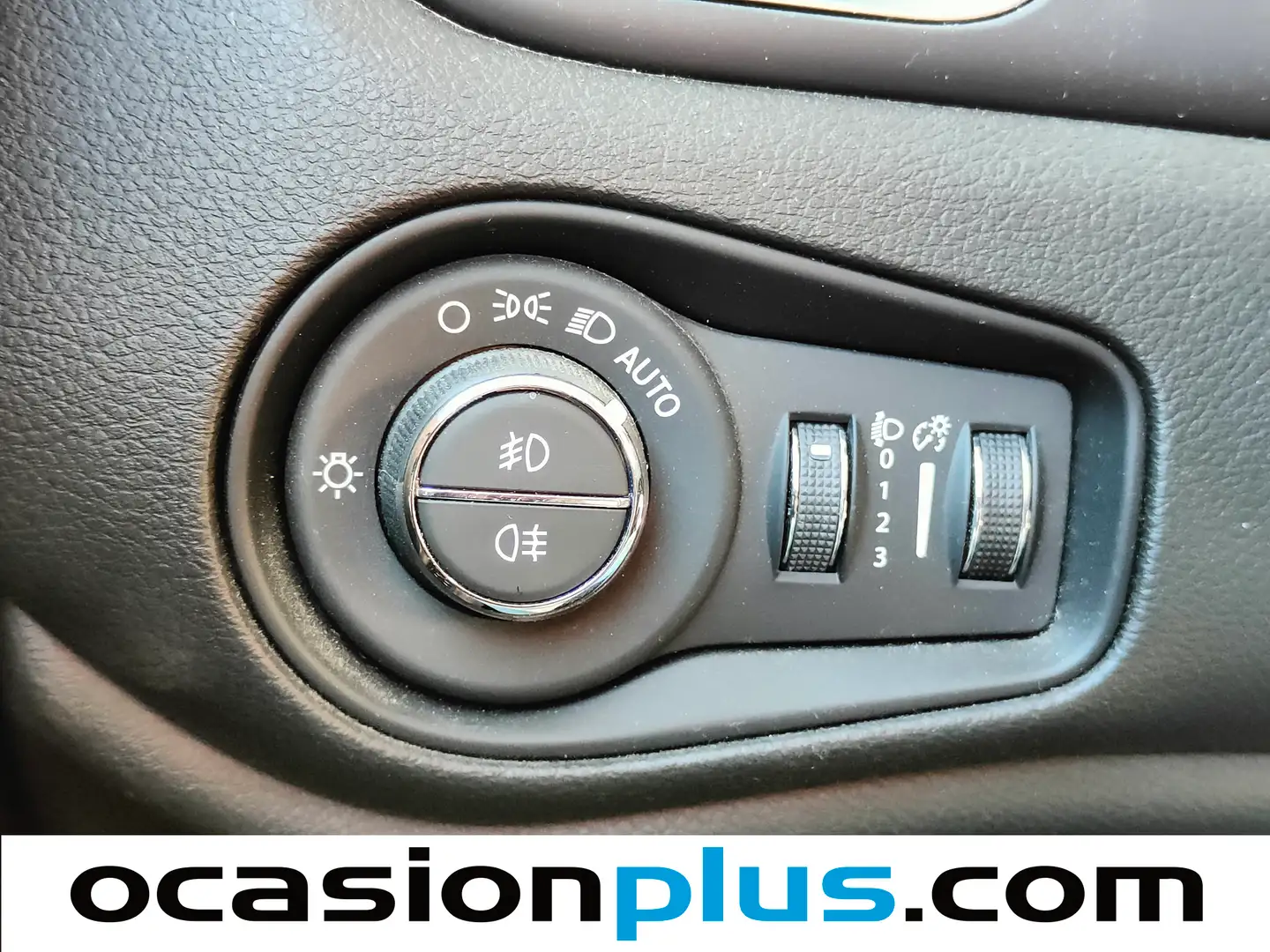 Foto Jeep Renegade Jeep Renegade eHybrid 1.5 Limited ATX  (130 CV)