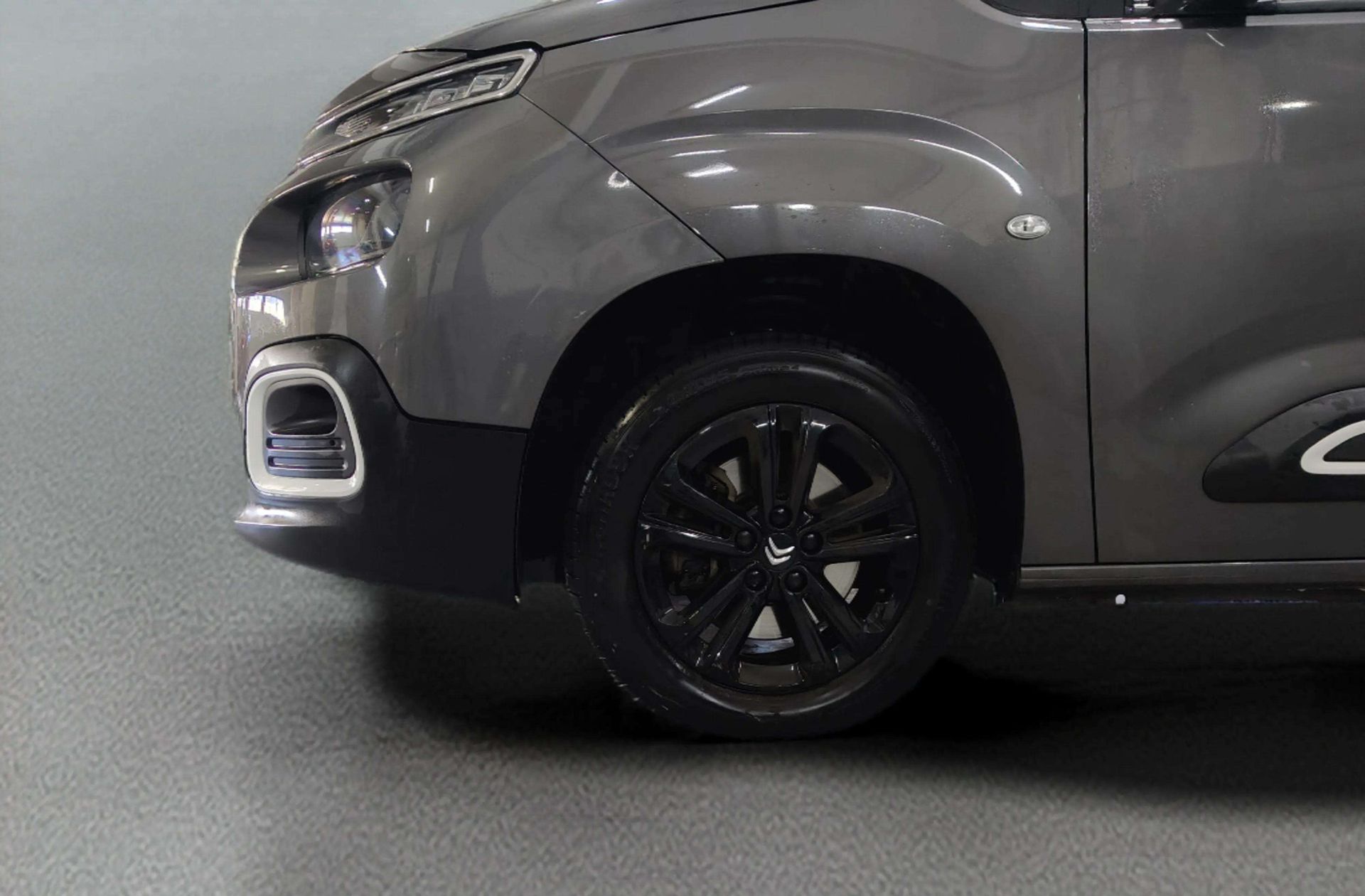 Citroën Berlingo BlueHDi 130 Talla M Shine Business - foto 31