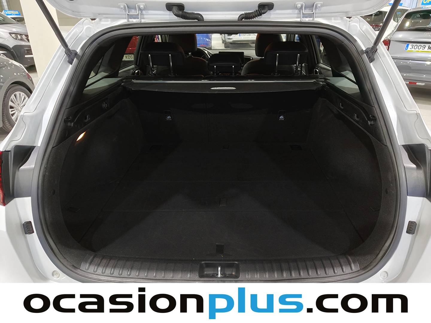 Foto KIA Ceed Tourer Kia Ceed Tourer 1.0 MHEV Style Edition DCT(100 CV)