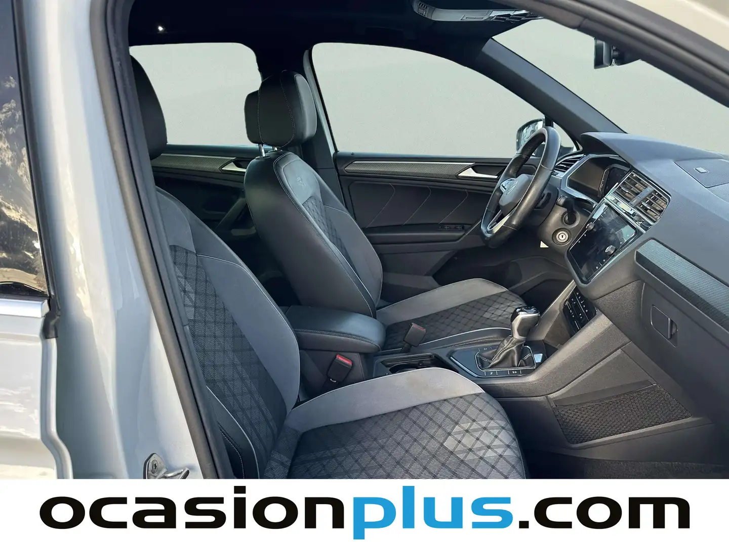 Foto Volkswagen Tiguan Volkswagen Tiguan R-Line 2.0 TDI (150 CV) DSG