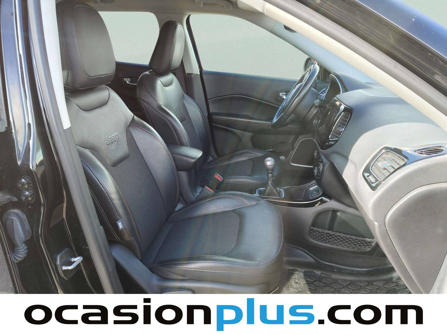 Fotos maletero Jeep Compass Jeep Compass 1.4 Multiair Limited 4x2 (140 CV)