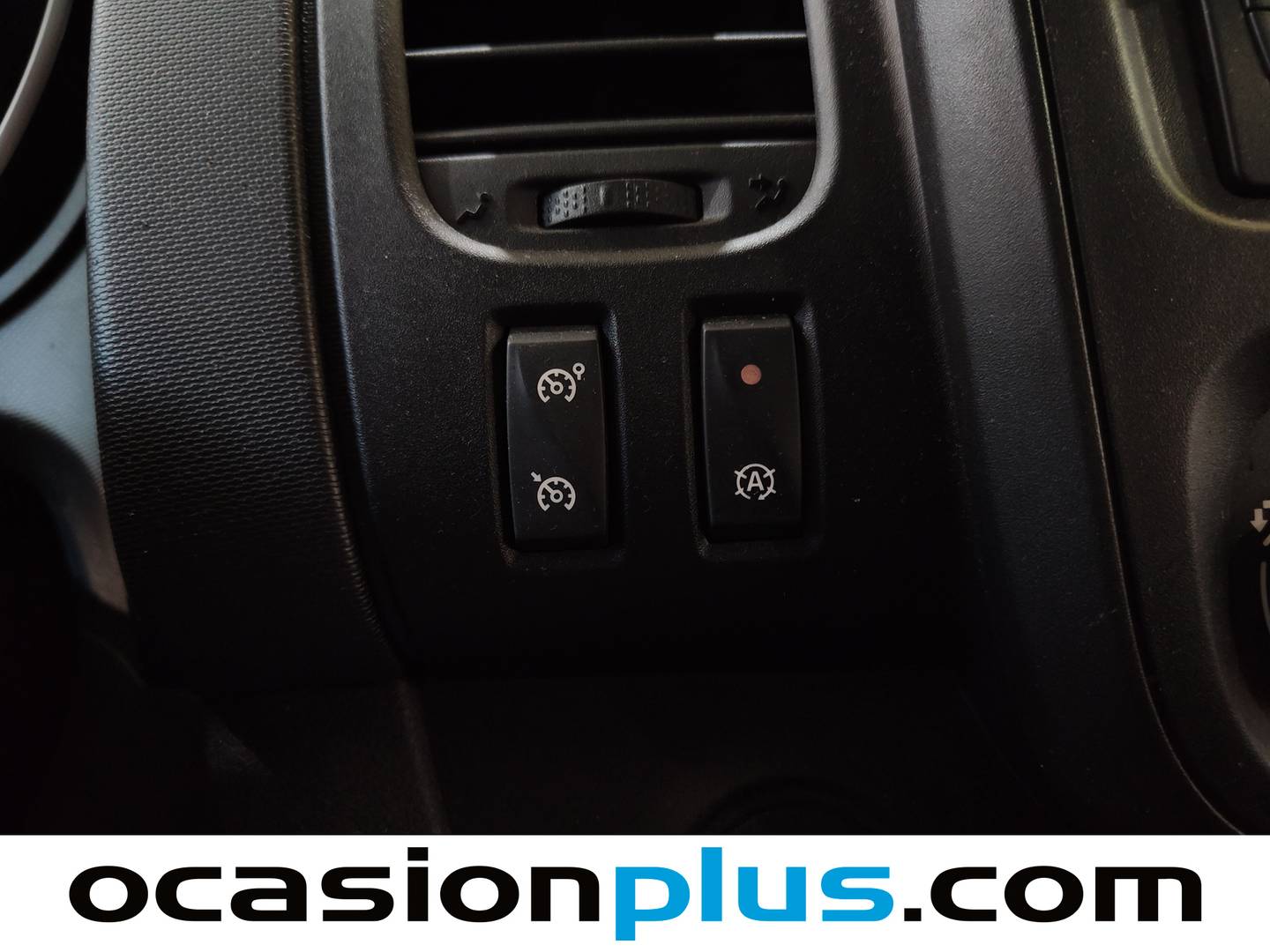 Extras y acabados del Opel Vivaro Opel Vivaro Combi 1.6 CDTI L2 2.9t (125 CV) 8 Plazas