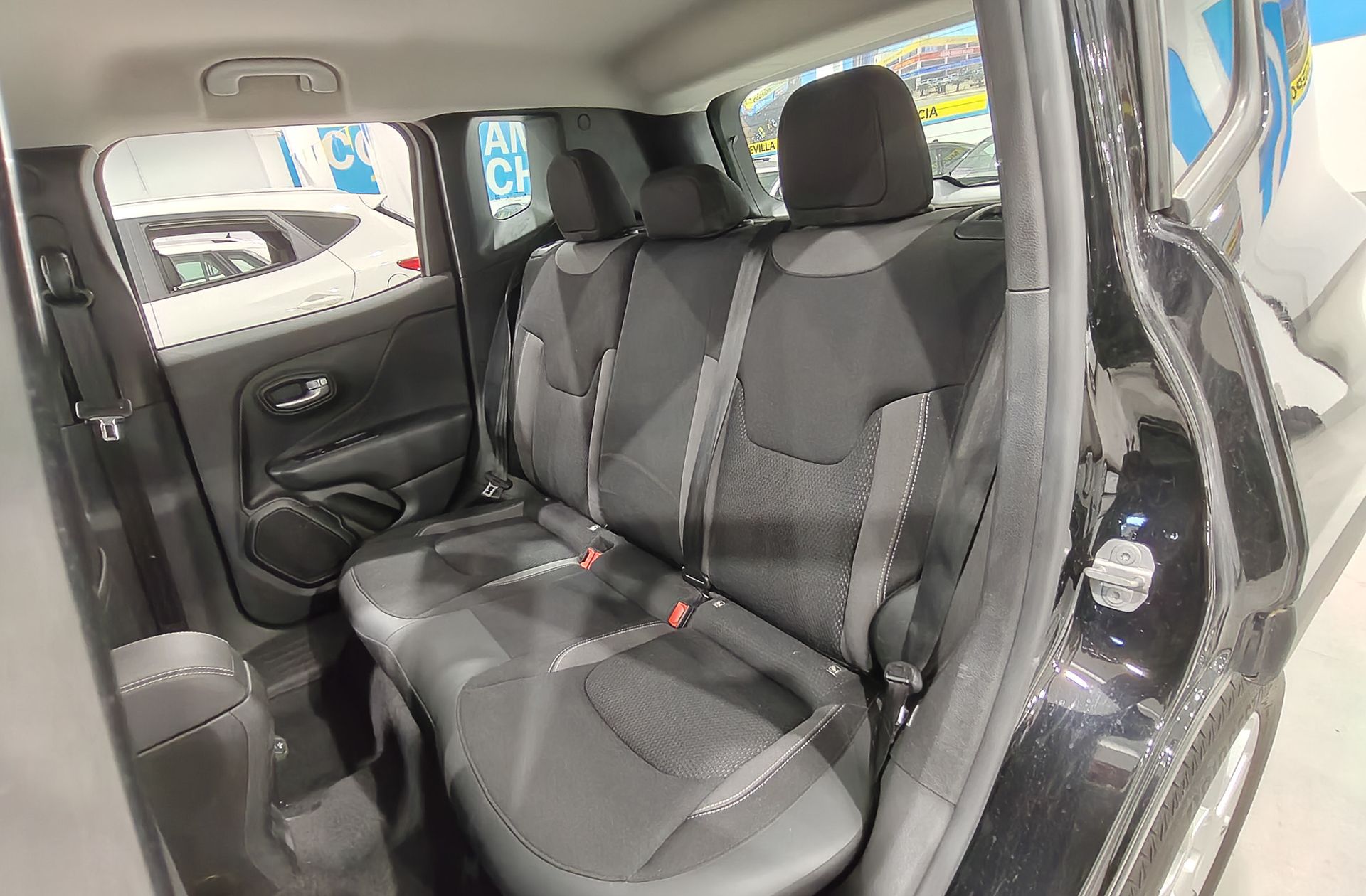 Jeep Renegade 1.0G Limited 4x2 - foto 9