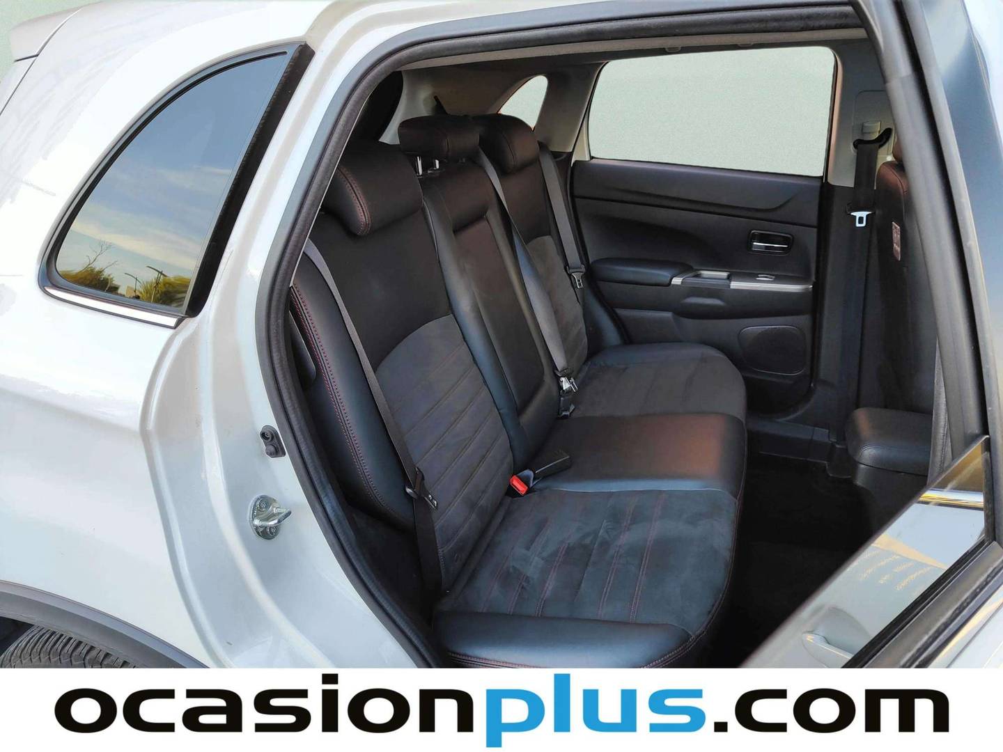 Foto asientos traseros Mitsubishi ASX Mitsubishi ASX 160 MPI Kaiteki (117 CV)