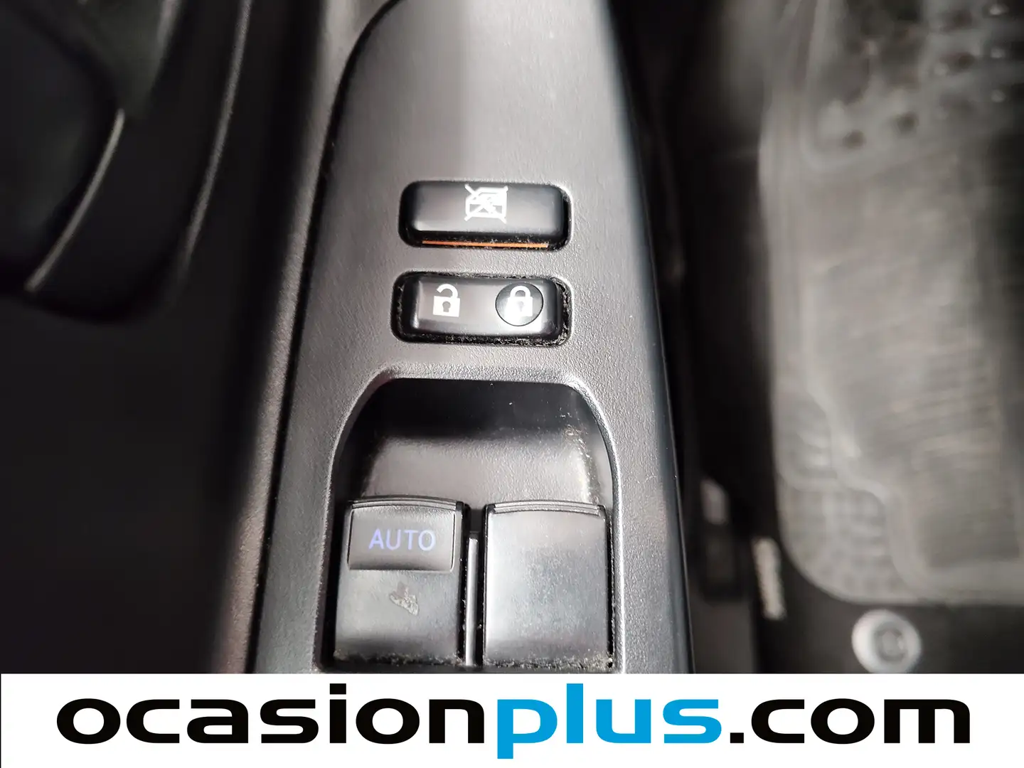 Foto Toyota Yaris Toyota Yaris 1.0 70 Business (69 CV)