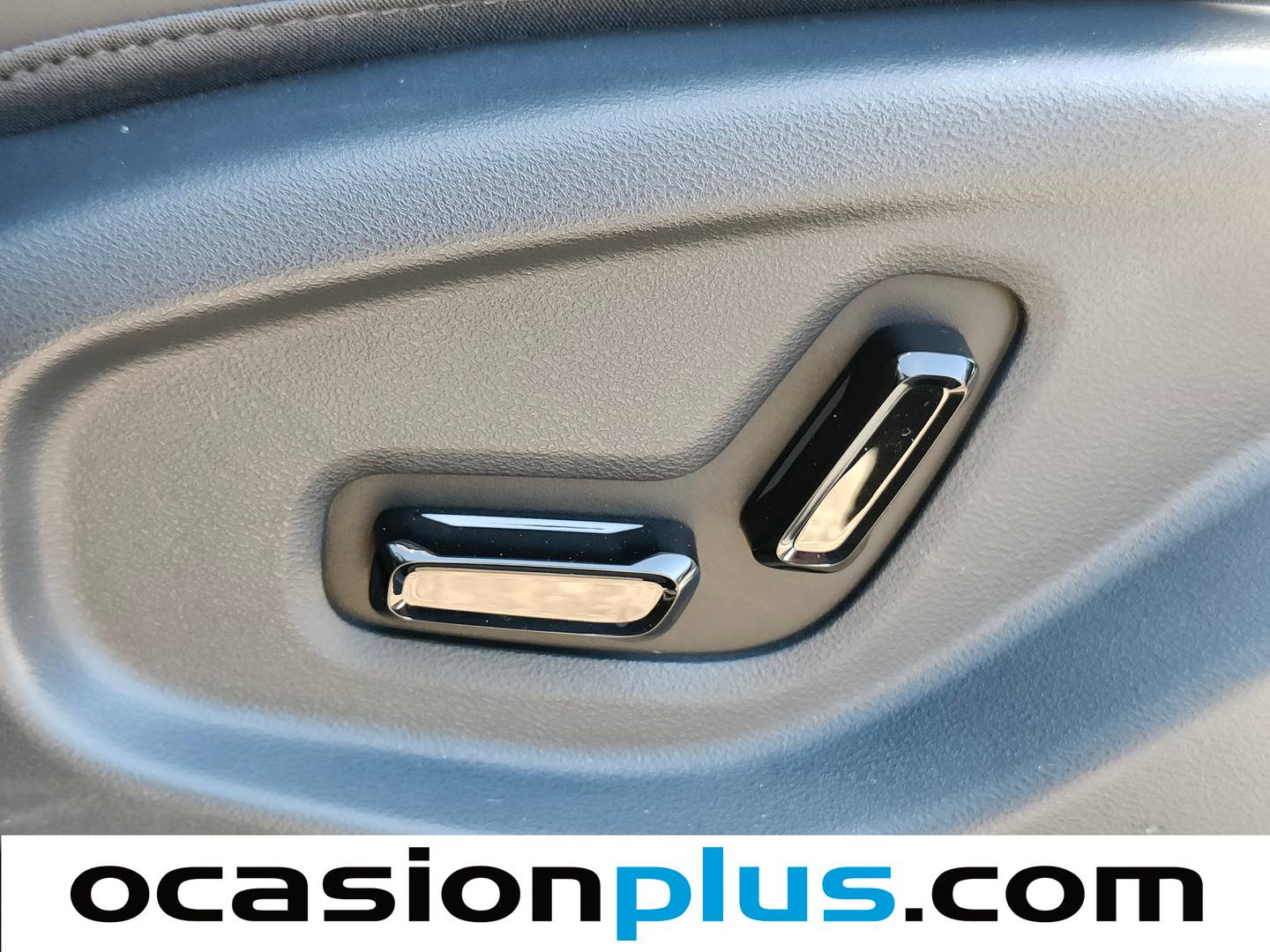 Extras del Geely Starray EM-i Geely Starray EM-i 1.5 PHEV PRO (262 CV)
