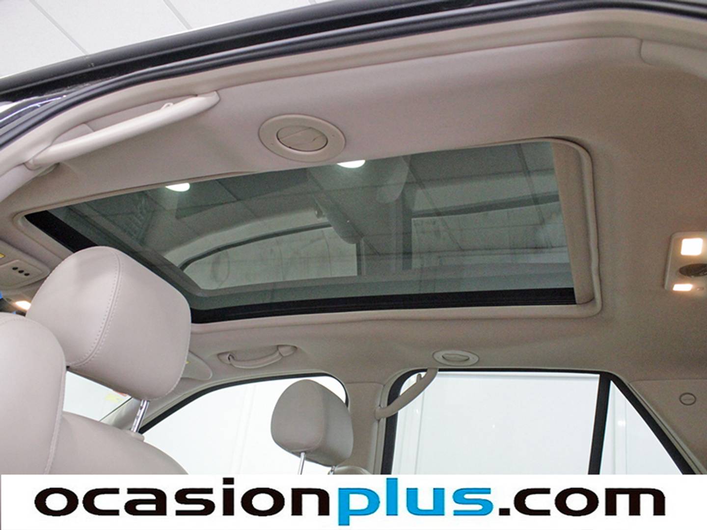 Cadillac SRX Cadillac SRX 4.6 V8 Sport Luxury AUTO (325 CV) 7 PLAZAS de segunda mano