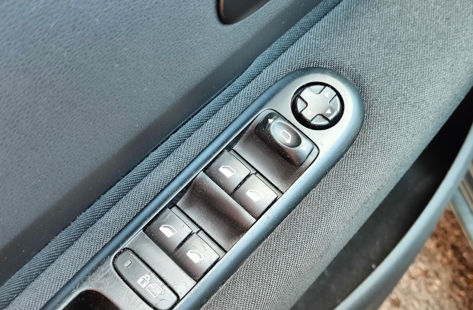 Peugeot 5008 Active VTi 7 plazas - foto 30