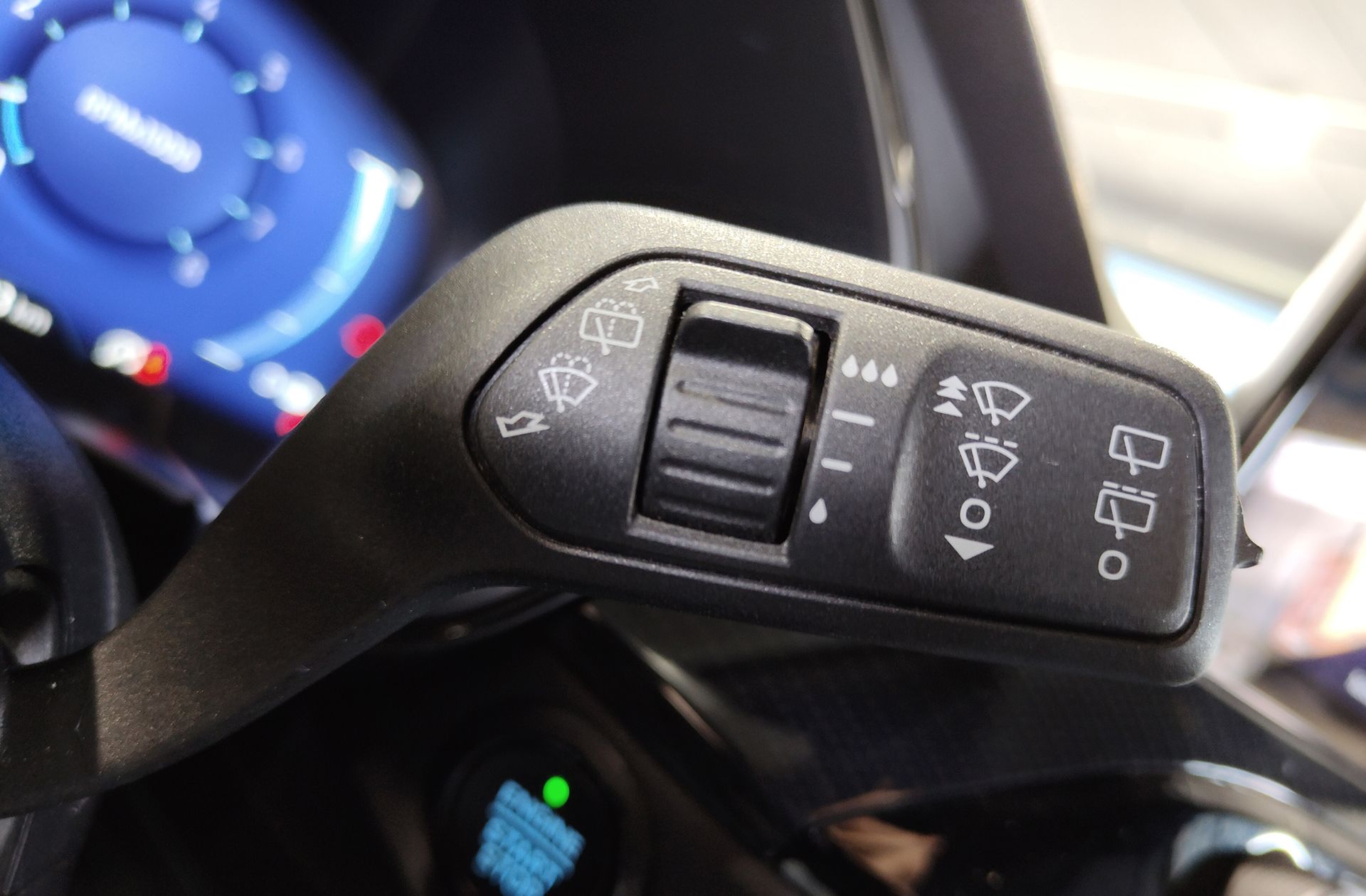 Ford Kuga 1.5 EcoBoost ST-Line - foto 33