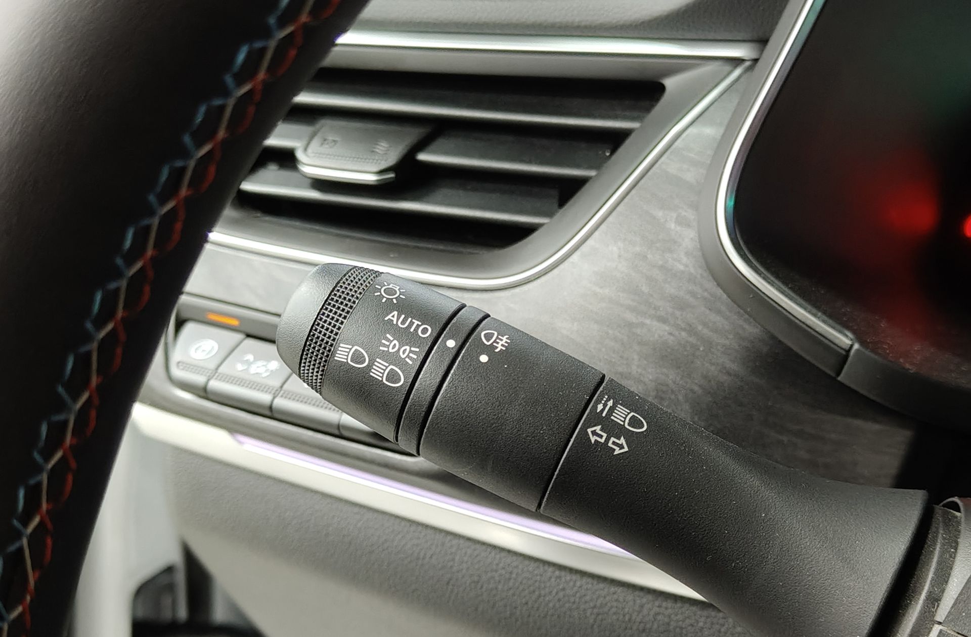 Renault Arkana Esprit Alpine E-Tech Híbrido - foto 34