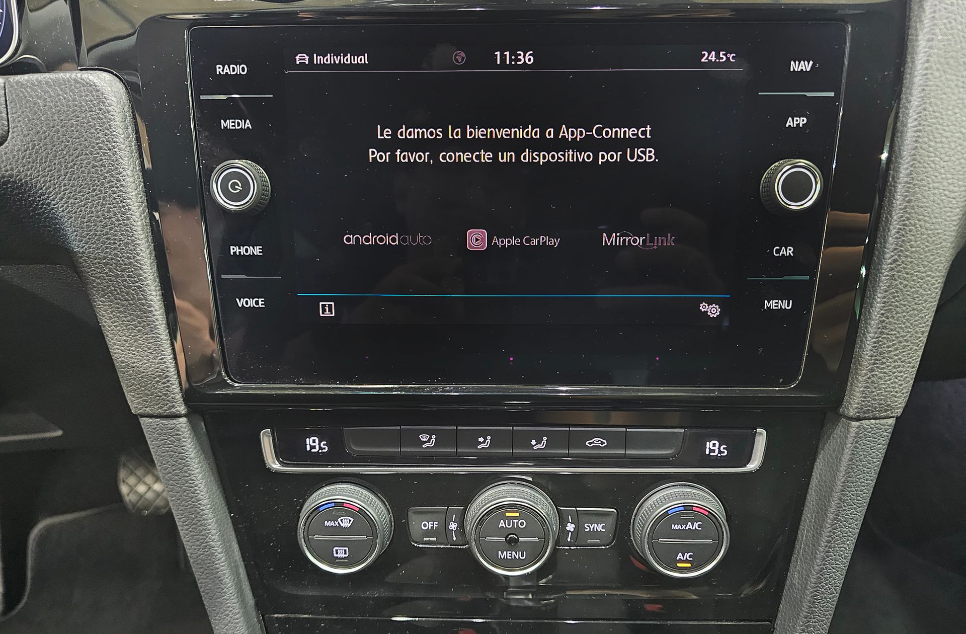 Volkswagen Golf Sport 2.0 TDI DSG - foto 9