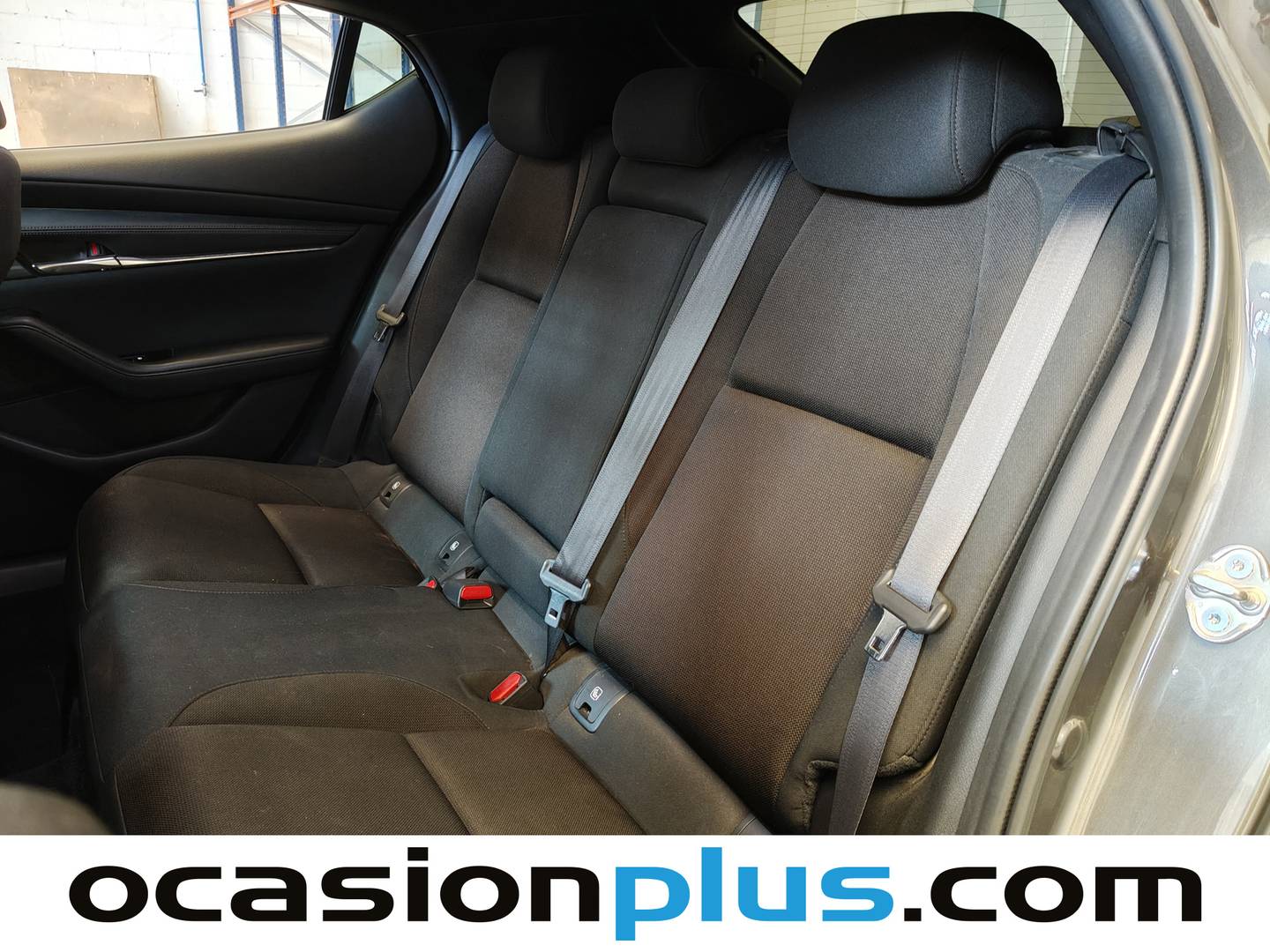 Foto asientos traseros Mazda Mazda3 Mazda Mazda 3 2.0 e-SKYACTIV-G Zenith (122 CV)