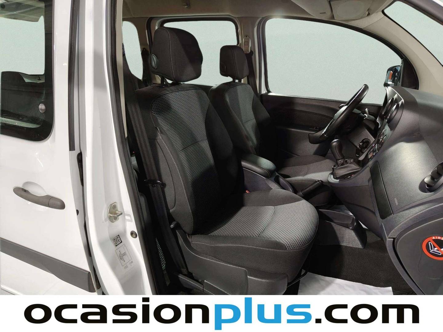 Foto Mercedes Citan Mercedes-Benz Citan 109 CDI Tourer Pro Largo BE (90 CV)