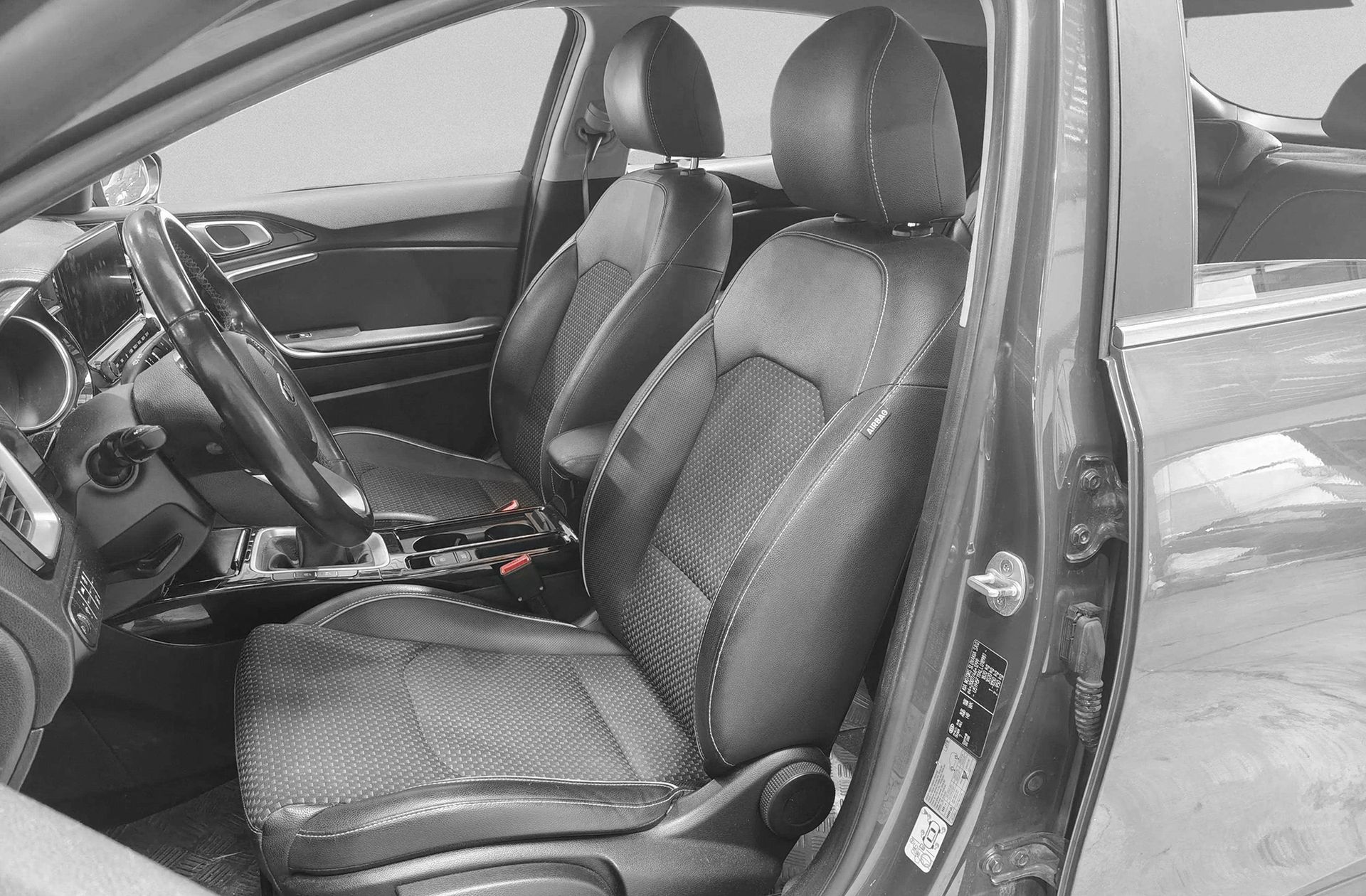 Kia XCeed 1.0 T-GDi Tech - foto 11