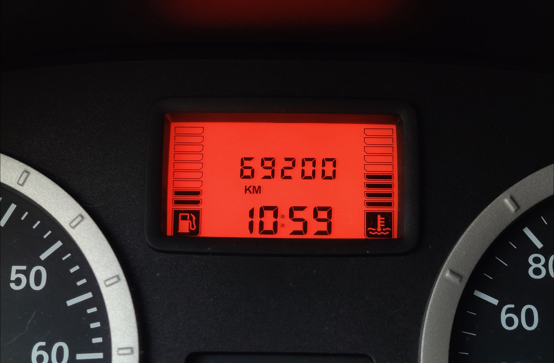 Dacia Logan 1.6 Break Laureate - foto 7