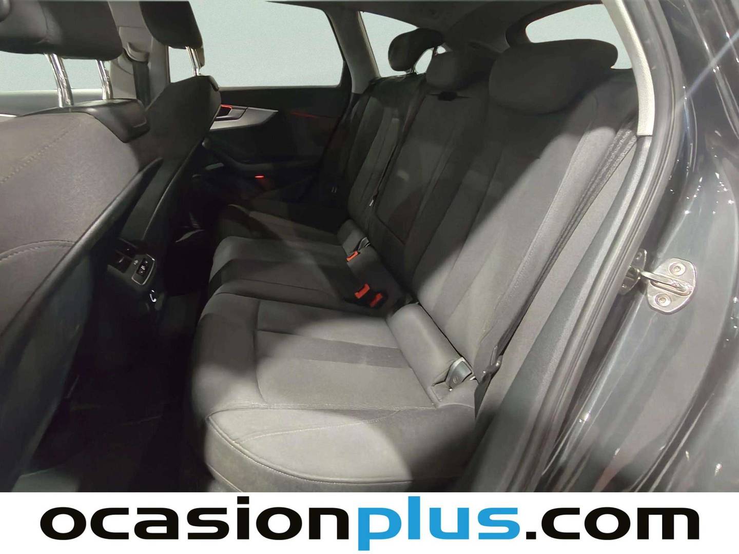 Foto asientos traseros Audi A4 Audi A4 Avant S line 40 TFSI (190 CV) S tronic