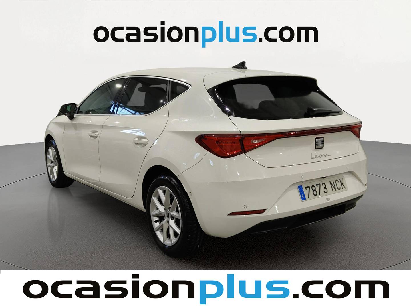 Foto trasera Seat León Seat León 1.5 eTSI Style XL DSG (116 CV) izquierda