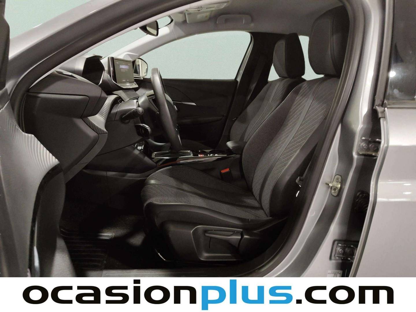 Foto asientos delanteros Peugeot 208 Peugeot 208 PureTech 100 Allure (100 CV)