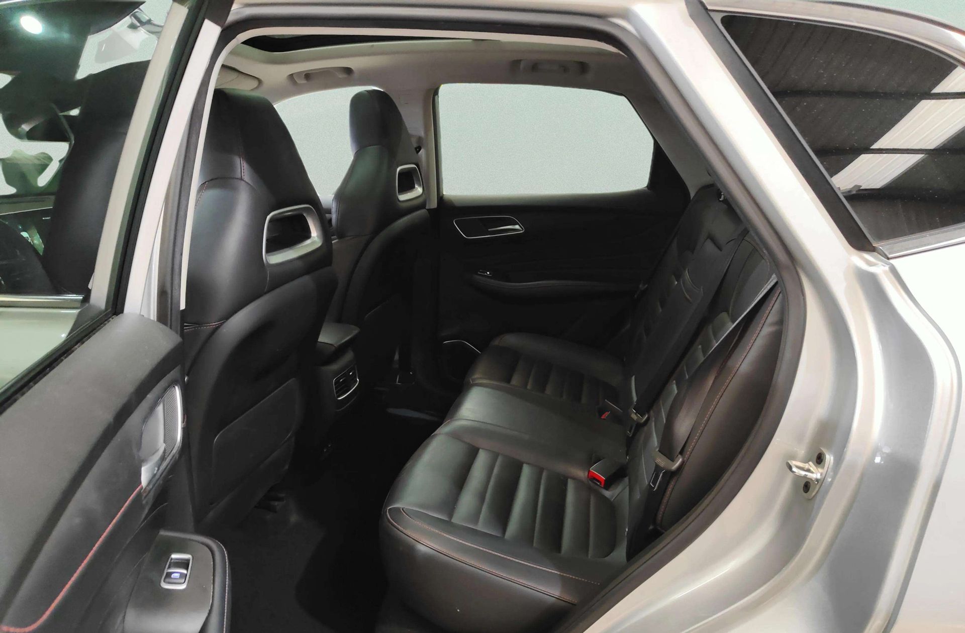 MG HS 1.5 Turbo GDI Luxury - foto 15