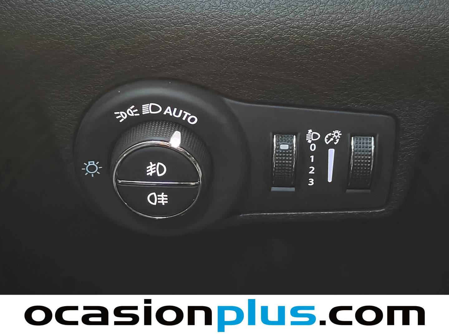 Acabados Jeep Compass Jeep Compass 1.5 MHEV Night Eagle DCT  (130 CV)
