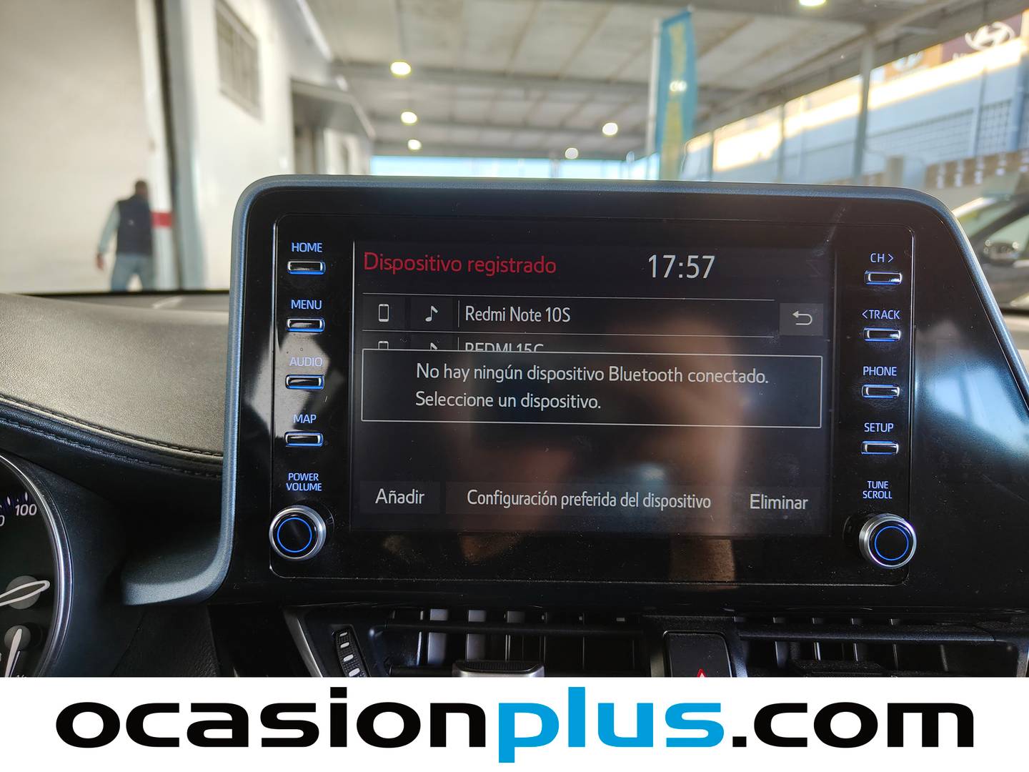 Foto Toyota C-HR Toyota C-HR 1.8 125H Advance (122 CV)