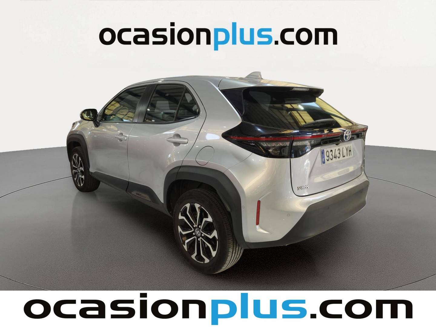Foto trasera Toyota Yaris Cross Toyota Yaris Cross 120H Active Tech Pack Confort (116 CV) izquierda