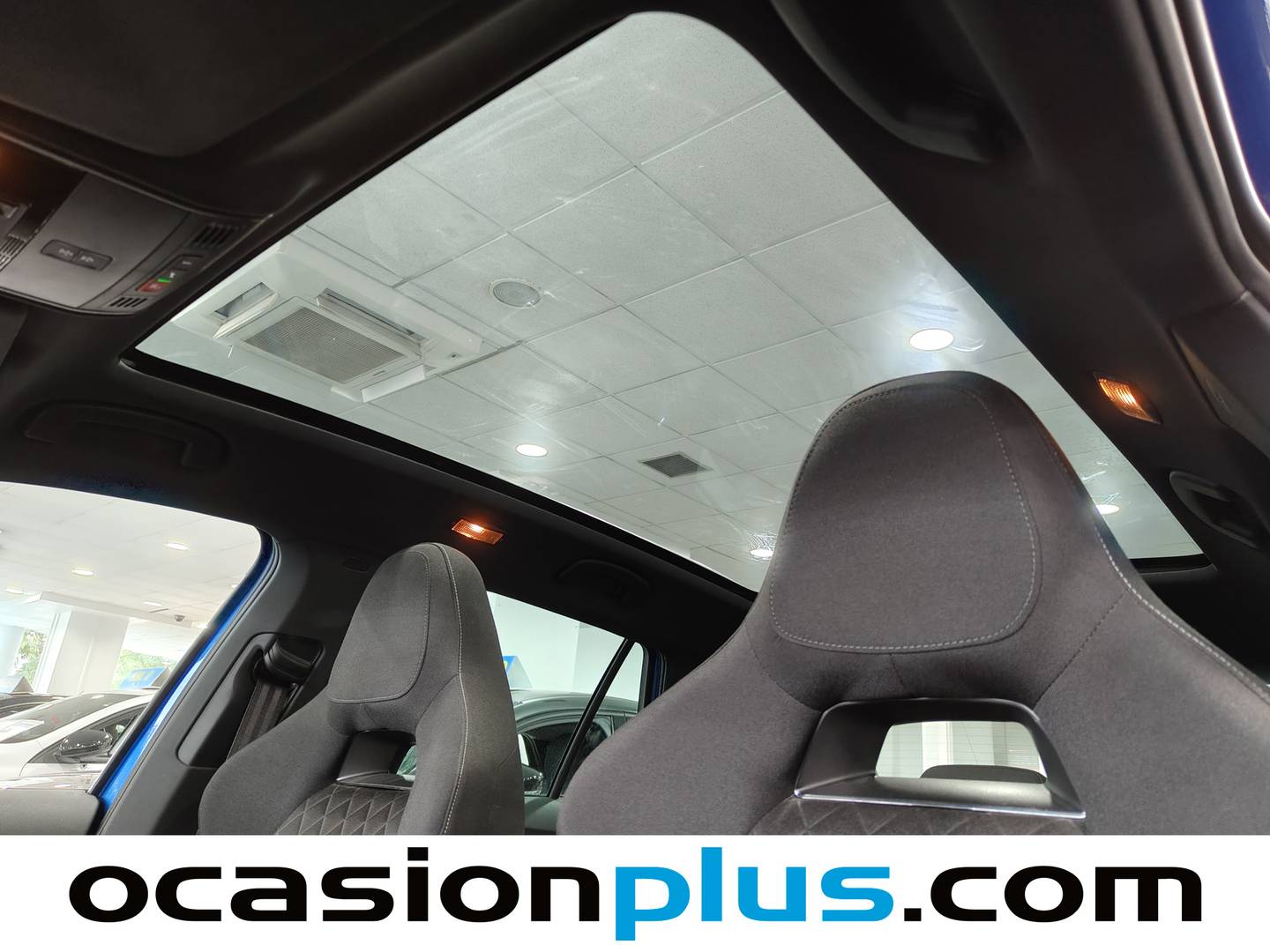 Foto Skoda Kamiq Skoda Kamiq 1.0 TSI Sport (110 CV)