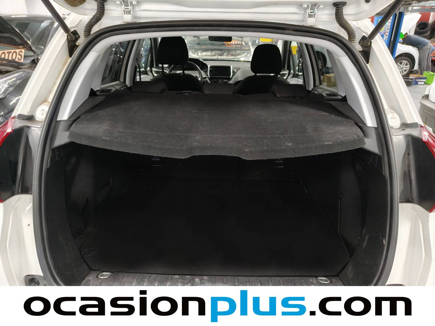 Foto Peugeot 2008 Peugeot 2008 BlueHDi 100 S&S Style (100 CV)