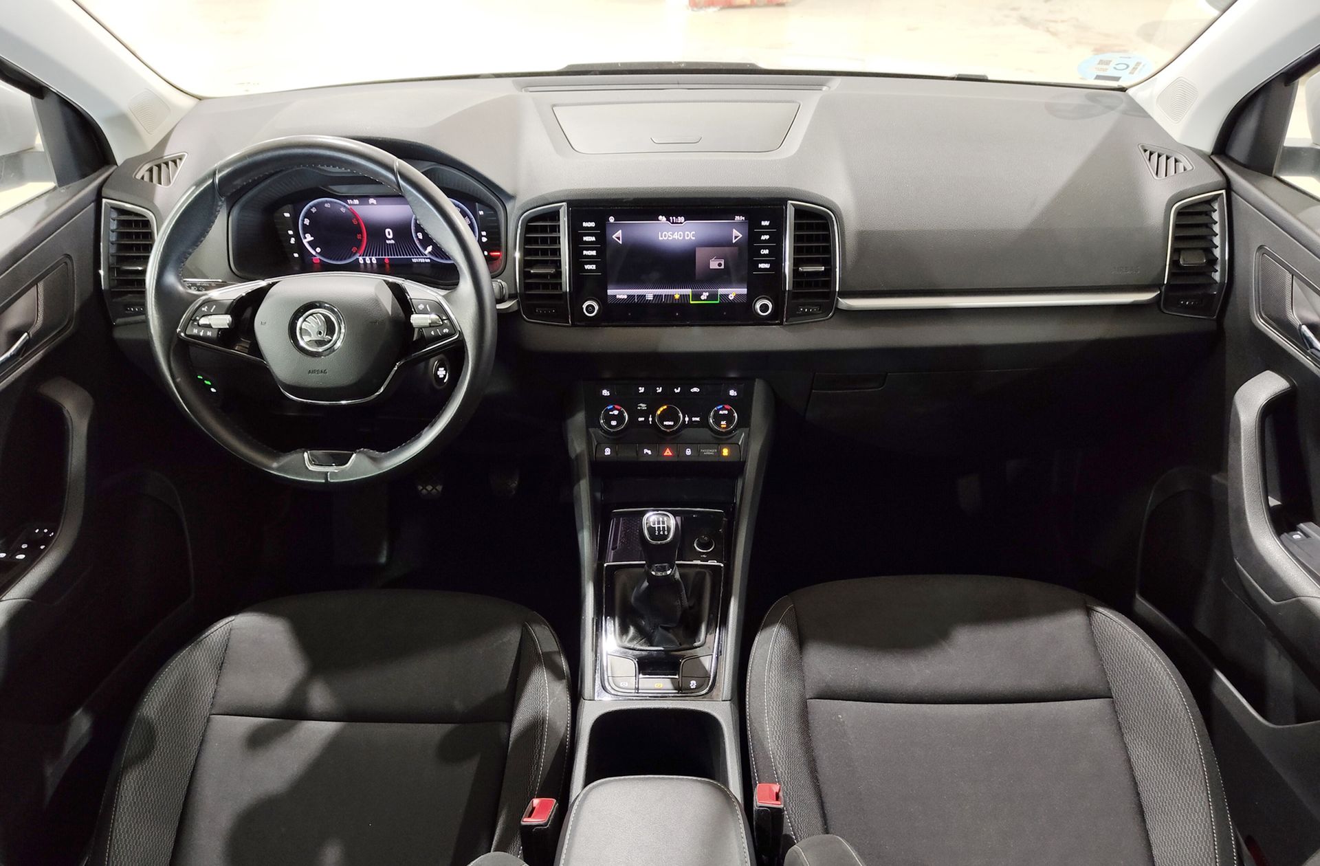 Škoda Karoq 2.0 TDI Ambition - foto 6