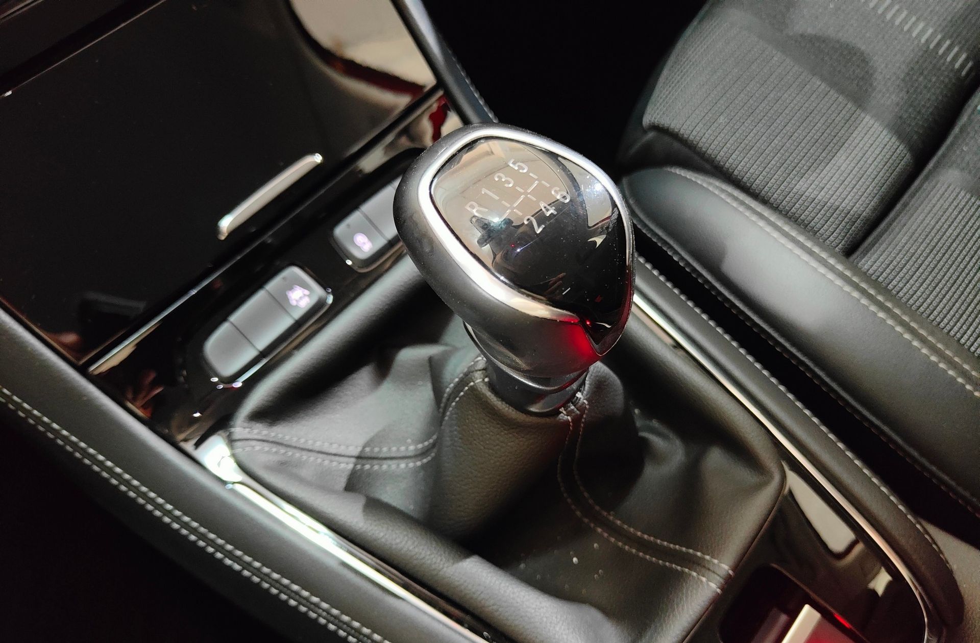 Opel Grandland 1.2 Turbo XHT GS - foto 5