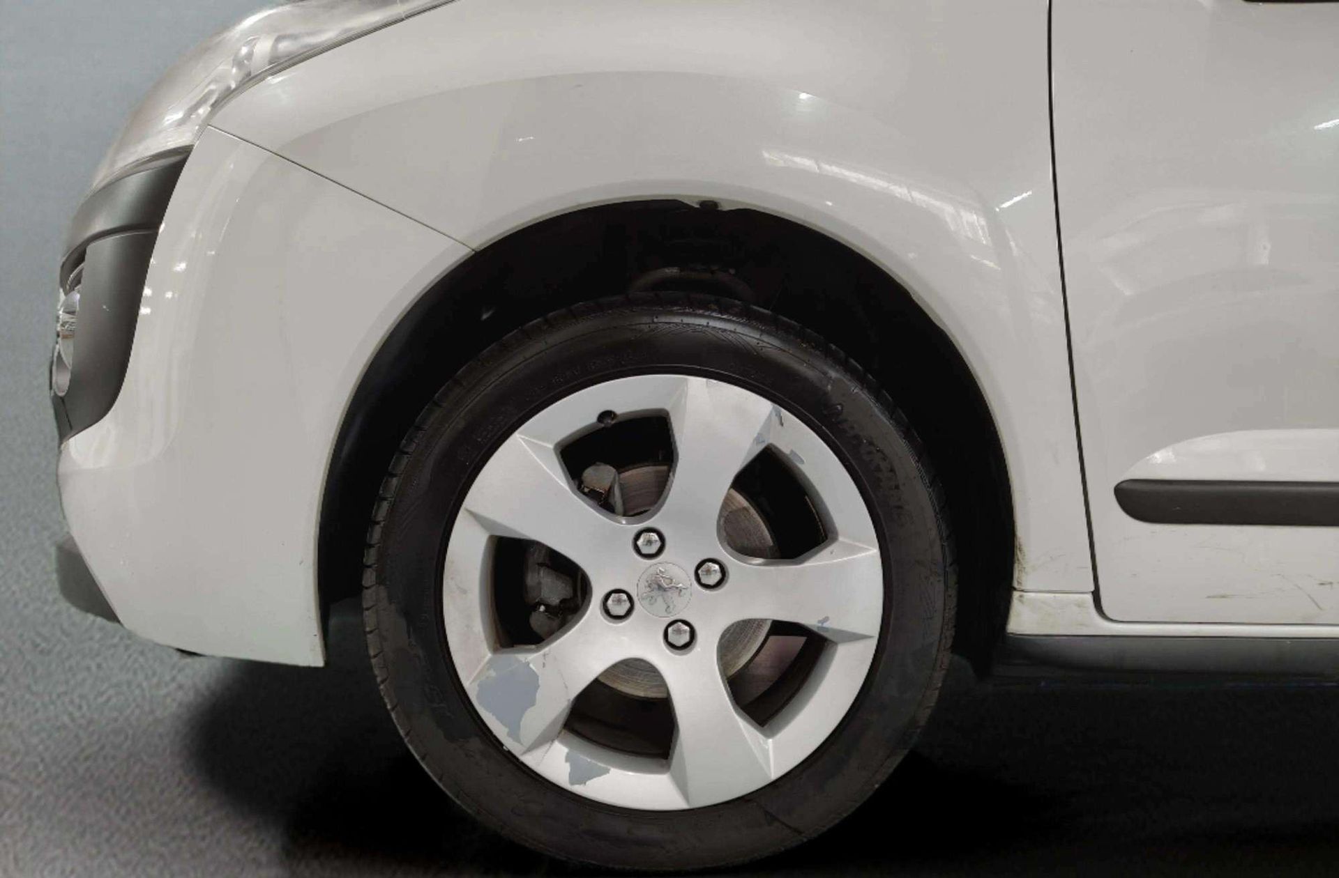 Peugeot 3008 1.6 HDi FAP Premium - foto 35