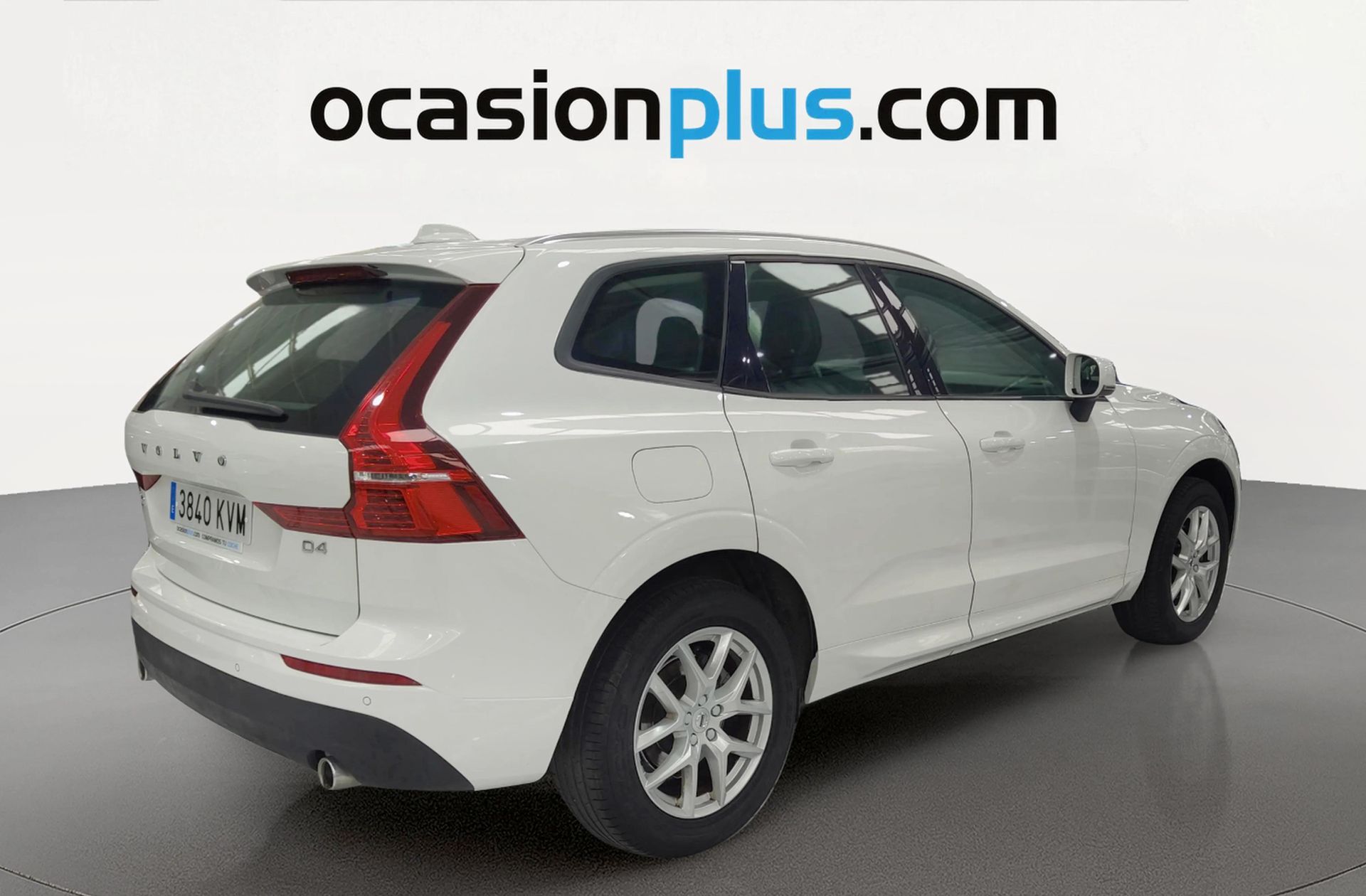 Volvo XC60 D4 Momentum - foto 4