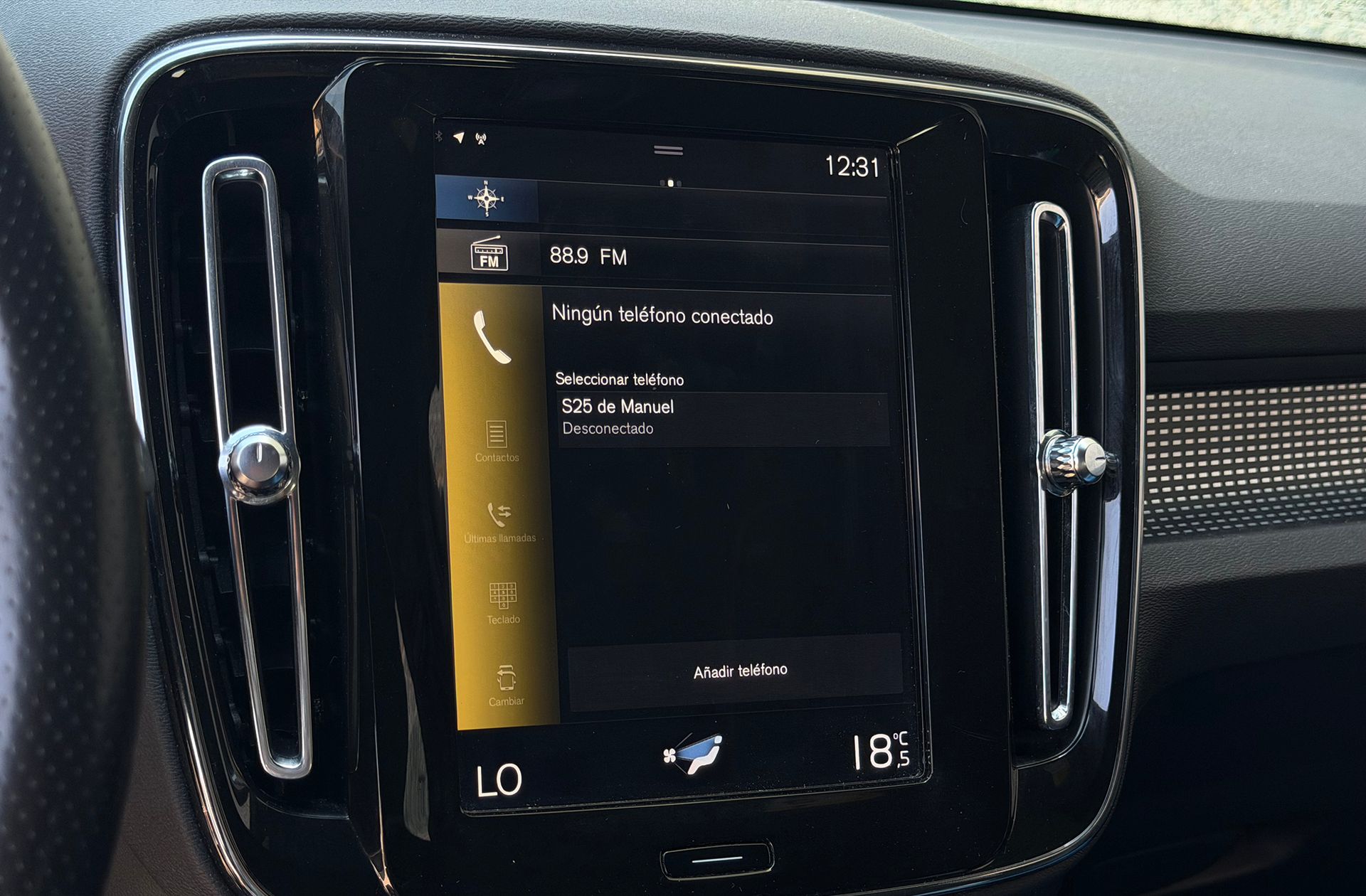 Volvo XC40 T3 R-Design - foto 31