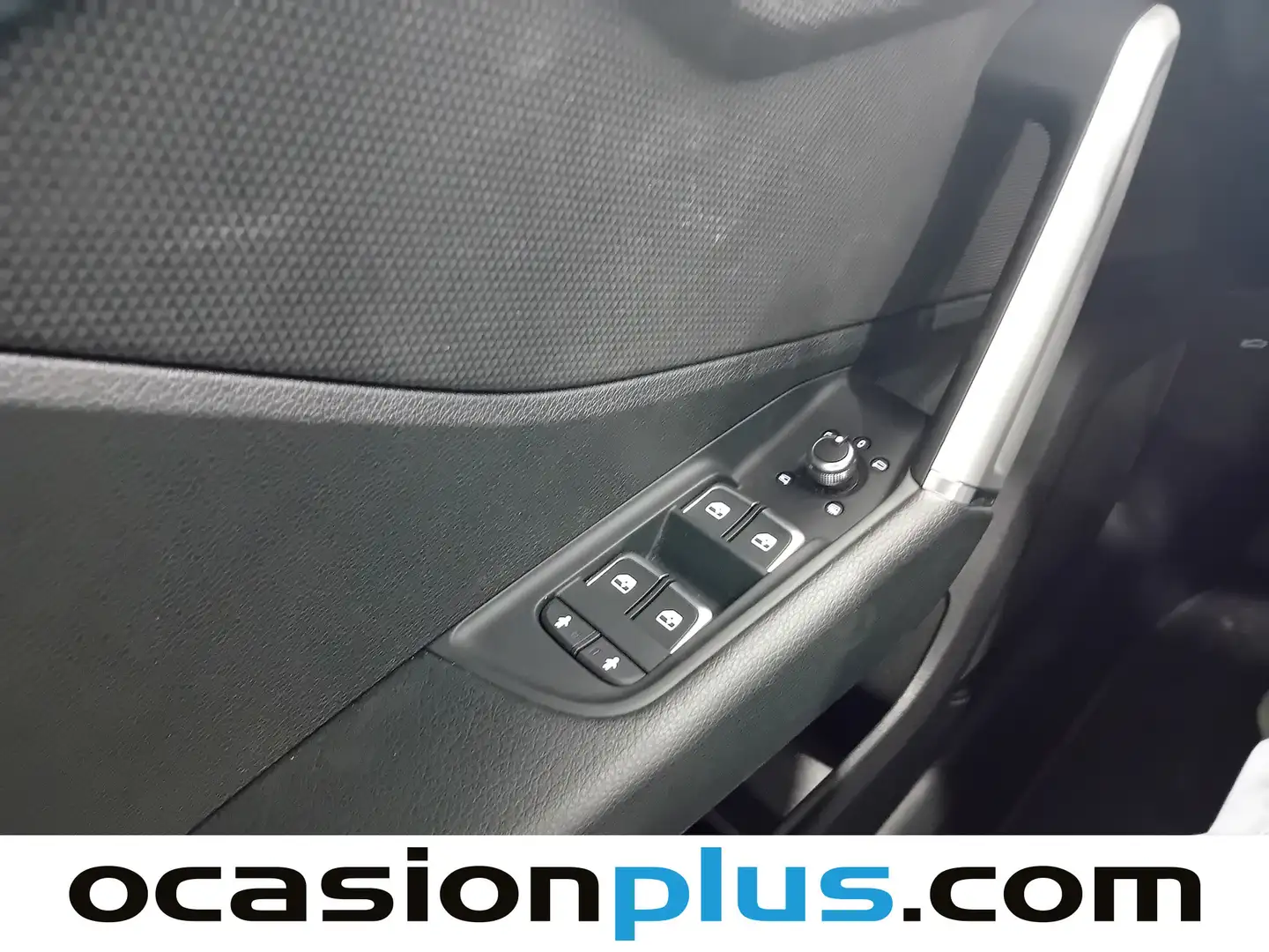 Foto Audi Q2 Audi Q2 S line 35 TFSI (150 CV) S tronic Pack S-Line